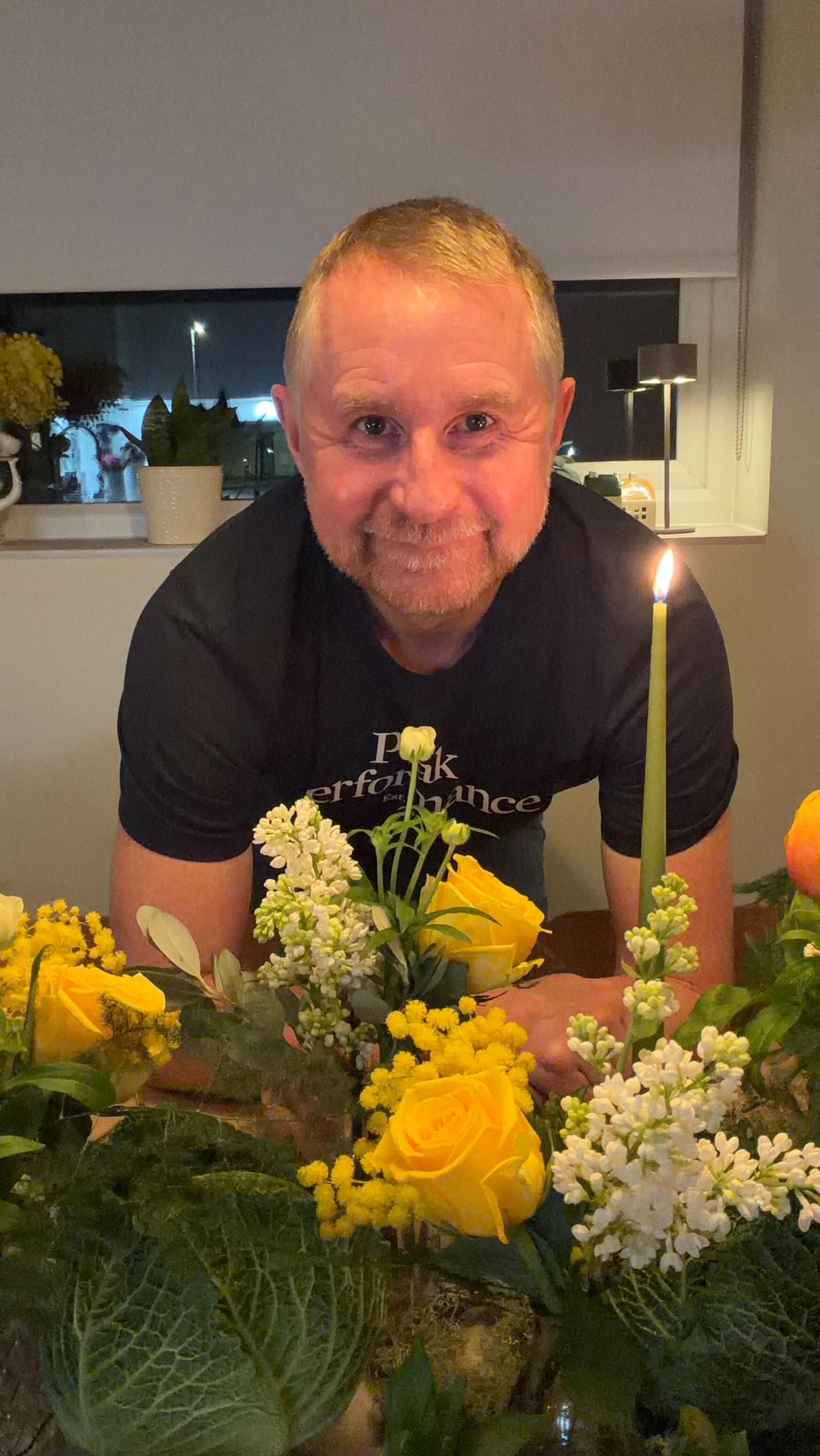 Want to see how it’s all done??
#springtablescape #tablescapedesign #springflorals #floraldesigns #blomsterdekoratör