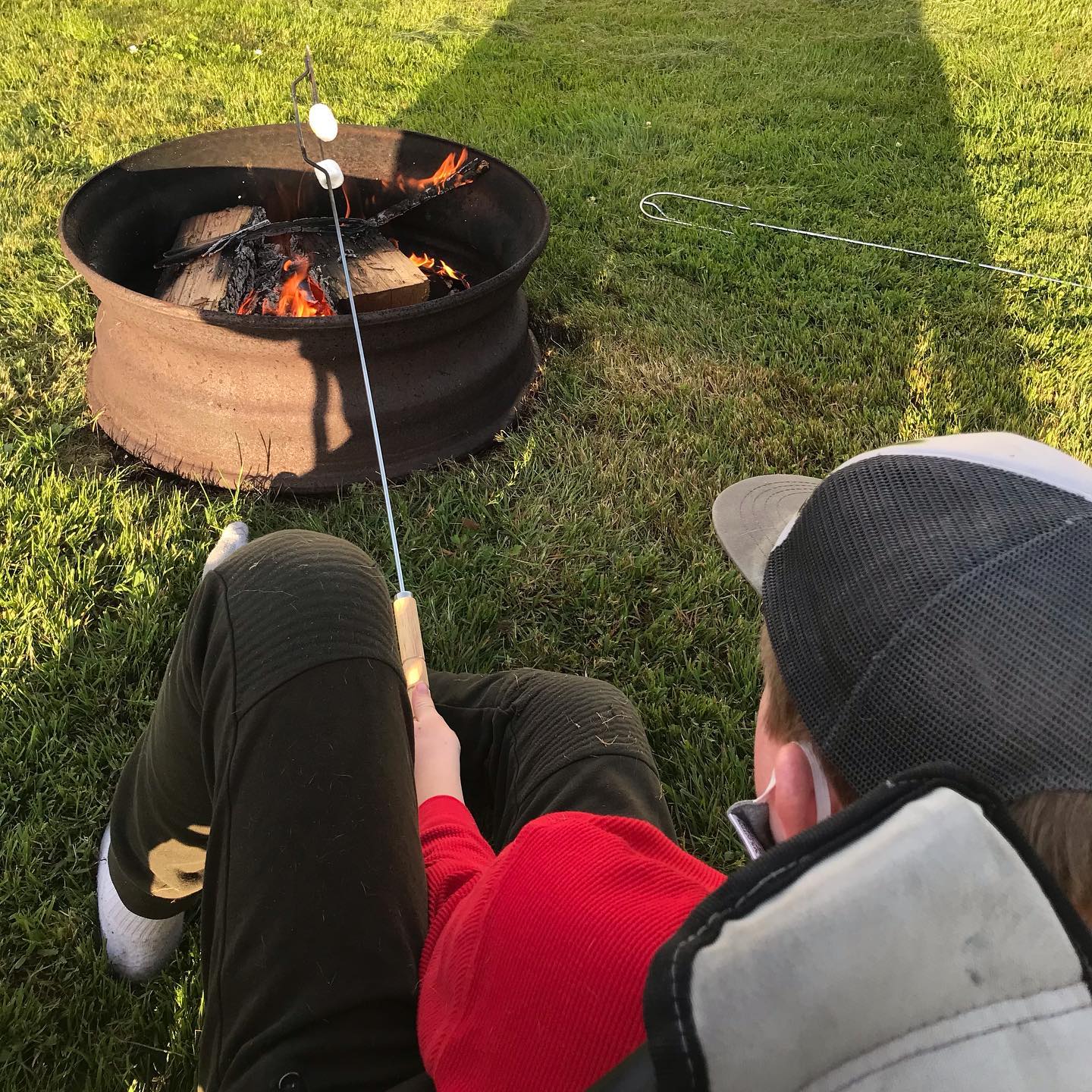 Weekends are meant for camping ⛺️ #campfires #komoksfirstnation #puntledgervcampground #marshmallows #familyfun
