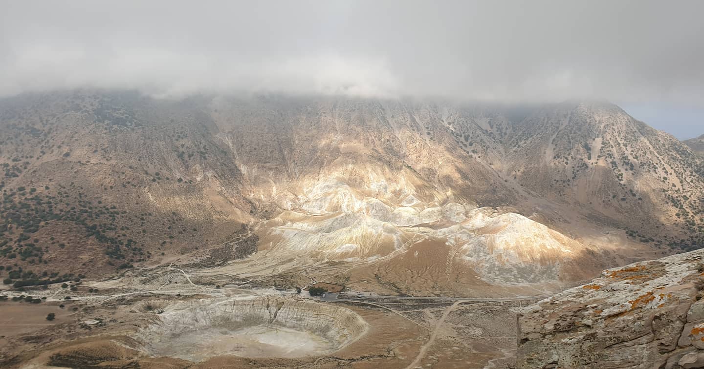 Nisyros the volcanic island
#tigakitours #holidays #summer #tigaki #marmari #lambi #grecja #wyspakos #wakacje #urlop #nisyros #stefanoscrater #mandraki #nikia #greece #greekisland #kosisland #dhodhekanisos #aegansea #sea #aegansea #dodekaneseislands
