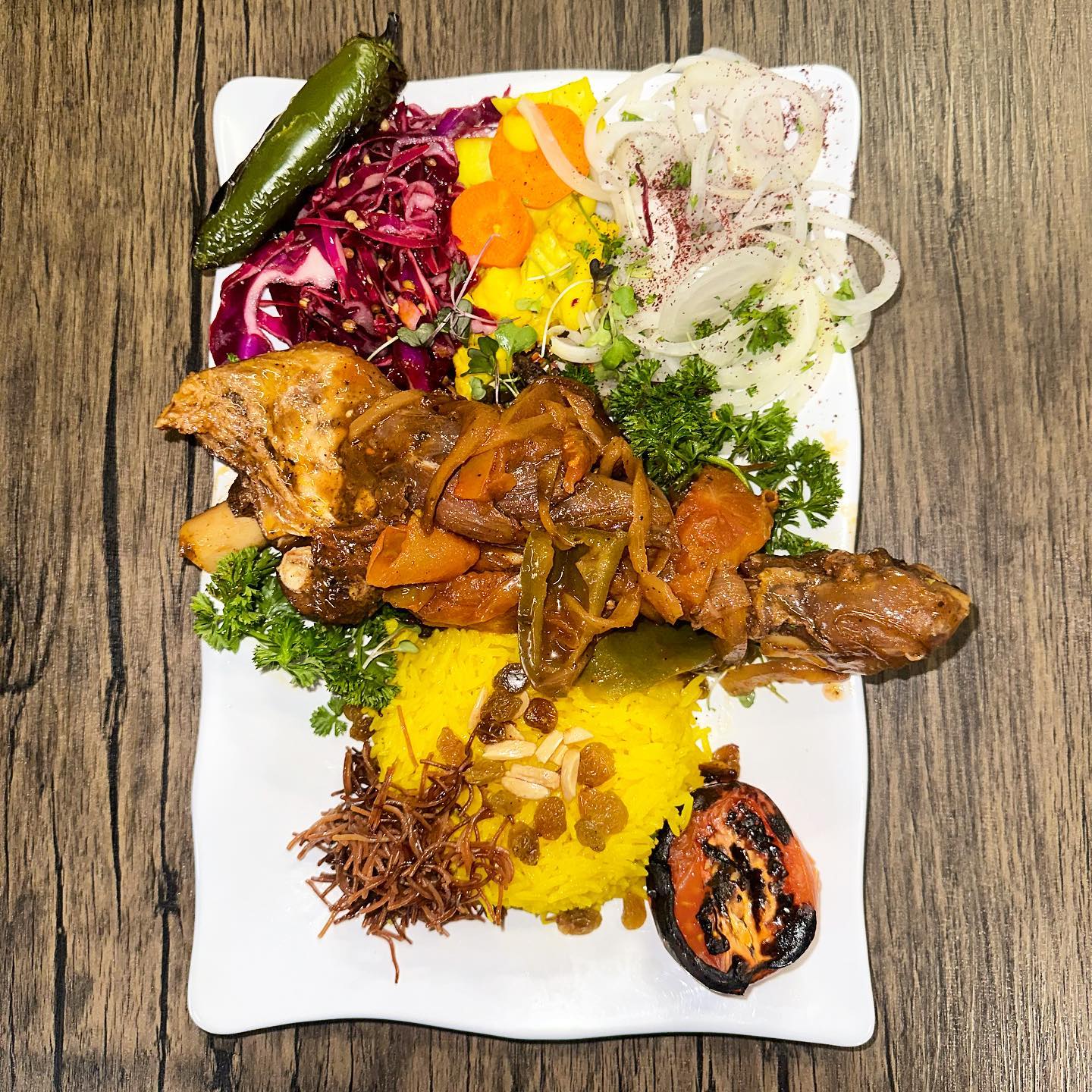 Have you tried our lamb shank?! We slow cook the meat for hours to ensure the meat falls write off the bone and is filled with finest Mediterranean flavors 🍗🍅