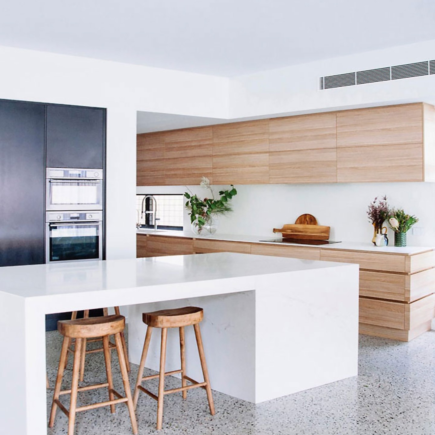 A beautifully designed kitchen isn’t just about looks — it’s about creating a space that works for your family. From sleek, modern finishes to cozy, traditional details, your kitchen is where memories are made and love is shared. Every detail counts in making life easier and more enjoyable, right in the heart of your home.
Picture: Natalie McComas
