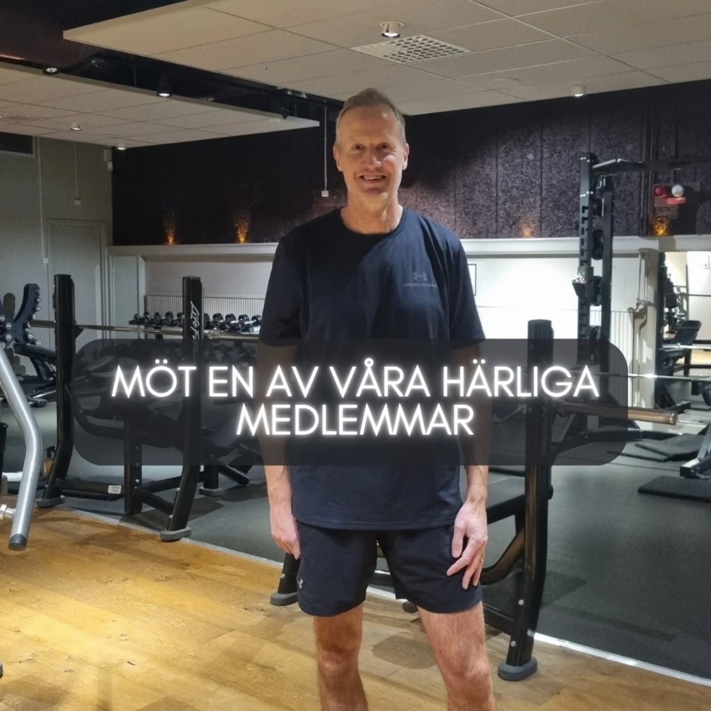 En av många härliga medlemmar på Träningsverket!
Mats har även varit den som tränat flest gånger under 2025!
Hela 255 (!) gånger för att vara exakt, bra jobbat Mats! 💥
Såhär svarade Mats när vi frågade:
🟢Vad fick dig att välja vårt gym?
Trevligt bemötande när jag första gången besökte gymmet, bra lokaler, träningsutrustning för både kondition och styrka, lätt att ta sig till gymmet.
🟢Vad är det bästs med att träna hos oss?
Det bästa är personalen och medlemmarna tycker jag. Stämningen är opretentiös där alla kan träna på sin nivå. Dessutom är gymmet bra planerat så att det aldrig känns trångt när man tränar.
🟢Hur känns gemenskapen och atmosfären här på gymmet?
Gemenskapen och atmosfären är familjär och trivsam vilket gör träningen roligare och att det blir lättare att ta sig till gymmet de dagar då det känns lite motigt.
🟢Vad skulle du säga till någon som funderar på att börja här?
Det finns inget att fundera på - boka en provträning så får Du se!
Tack Mats, blir intressant att se hur många träningspass du får ihop under 2026!
Kör hårt!
#memberhighlight
#träningsverketdanderyd
#medlemmar
#gym
#tränaärbra