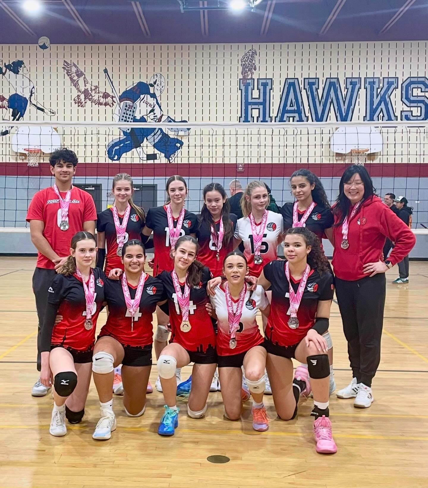 HUGE congratulations to 15U Riptide‼️💪🏽 Yesterday the team won silver playing up at 16U tournament 🥈🎉 @41six_riptide