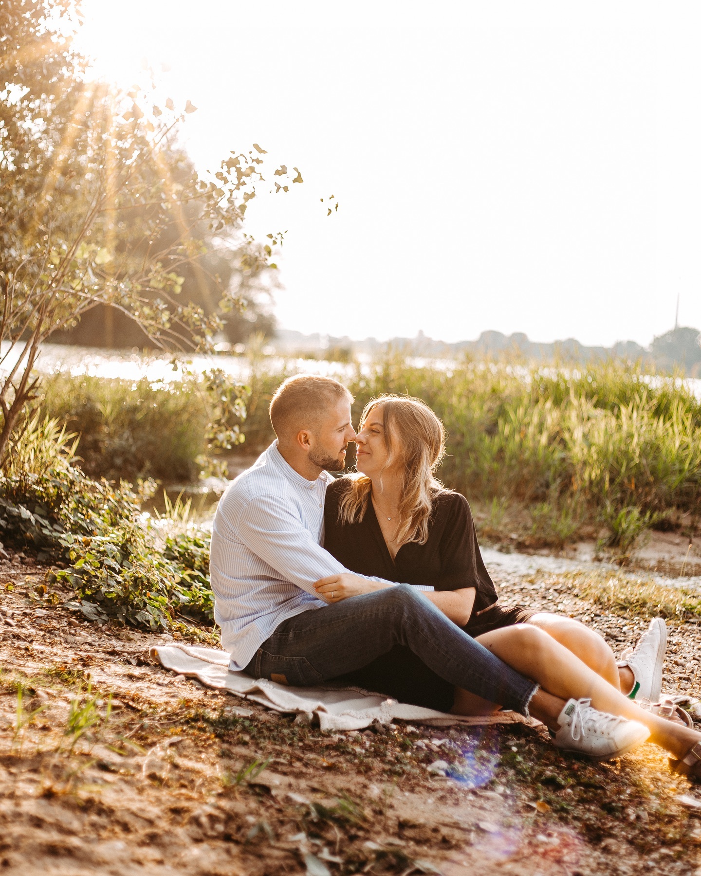 -Little bit of sun for you -
#Coupleshooting #Couple #Outdoorshooting