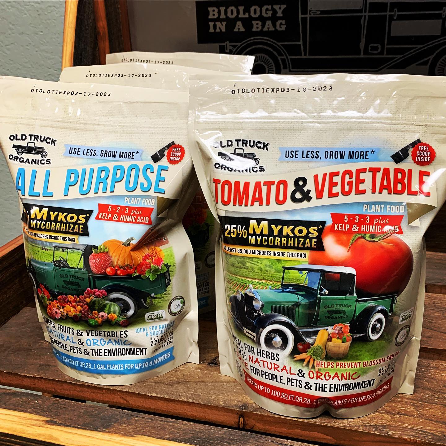 We are proud to announce we have new product bags! Find them in flexing out into the market this year! #oto #growyourown #organic #garden #gardenchat #gardening #greenthumb