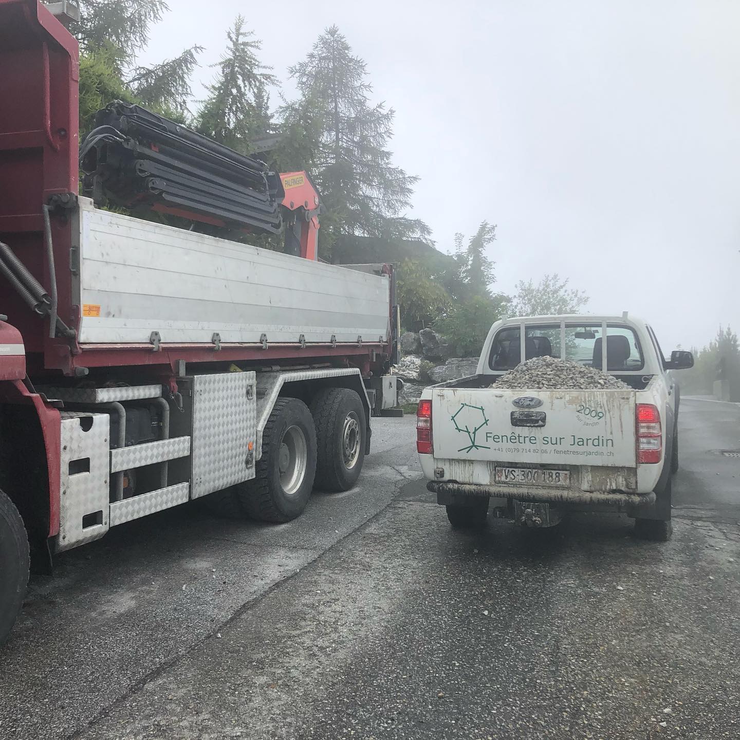 Dirty work today in the fog and rain. Thank god for a great pickup. And @transports_bornet_nendaz #pickuptrucks #mountains #gardening #landscapingdesign #fordranger #greatteameffort