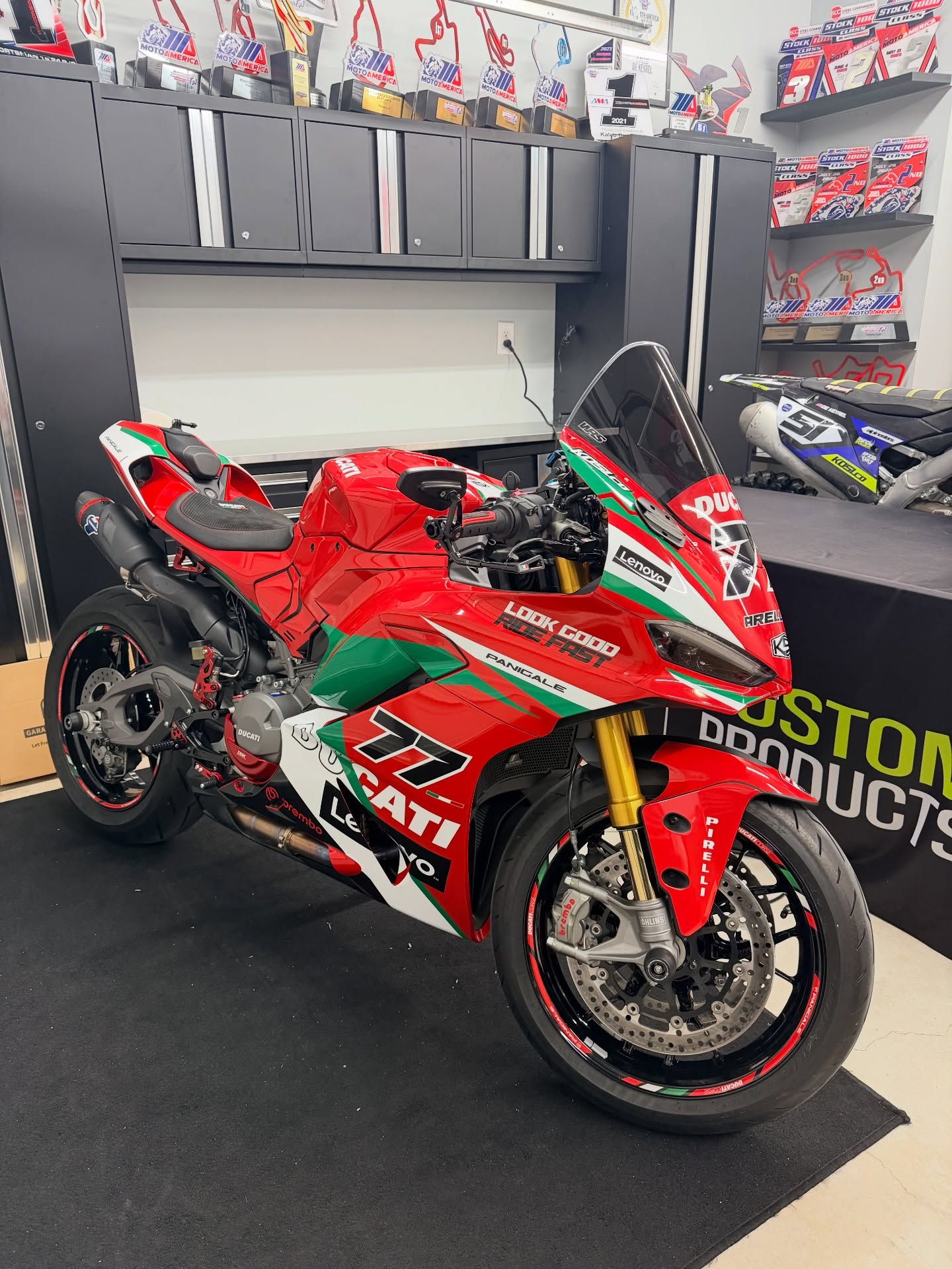 After and before ⚡️ #lookgoodridefast
#ducati #ducativ2