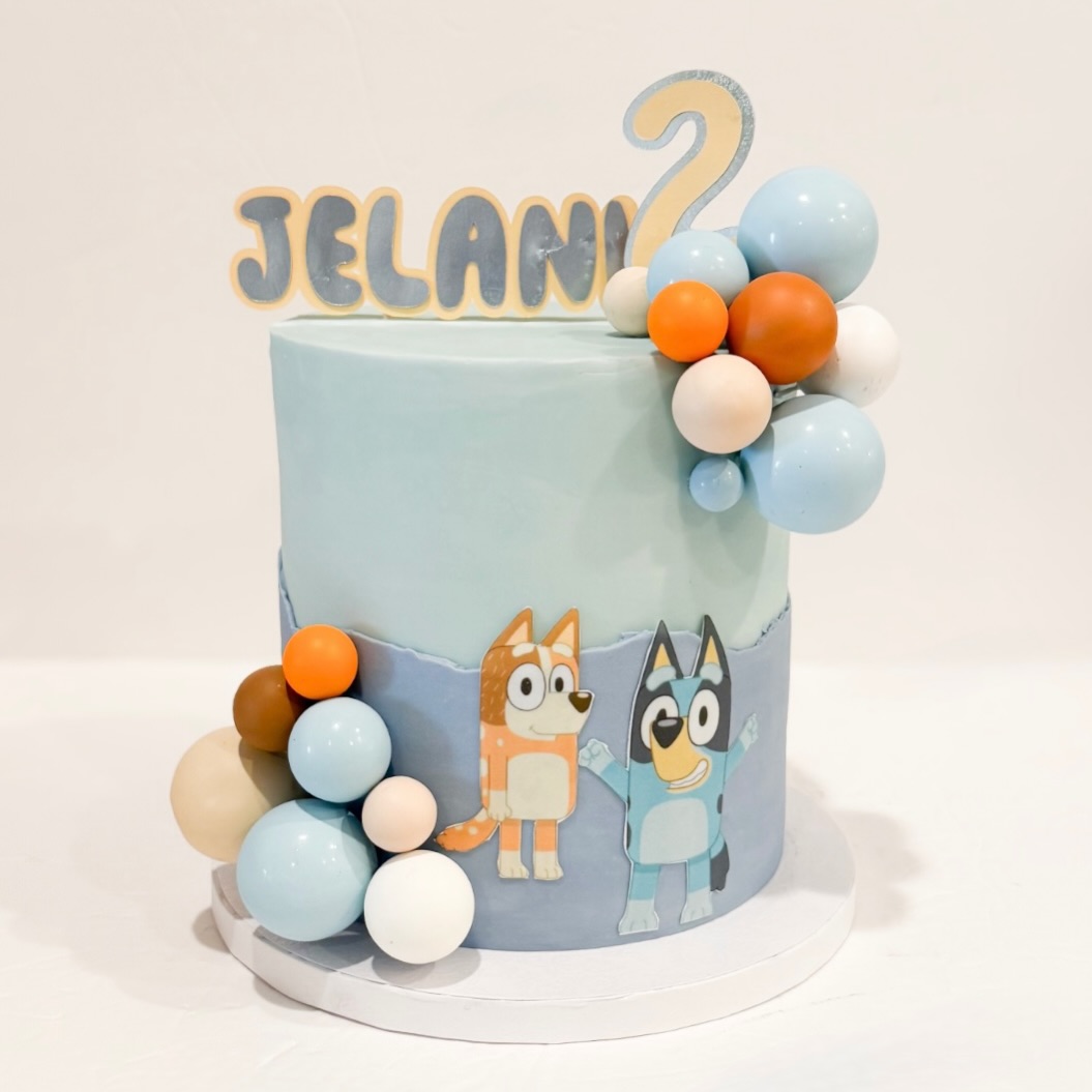 Jelani turned TWO with Bluey & Bingo by his side 🧡💙✨
-
-
-
thank you for your support @legacyboatchartersllc🫶🏼
#janaeshouseofbread #757 #hamptonroads #757baker #blueycake