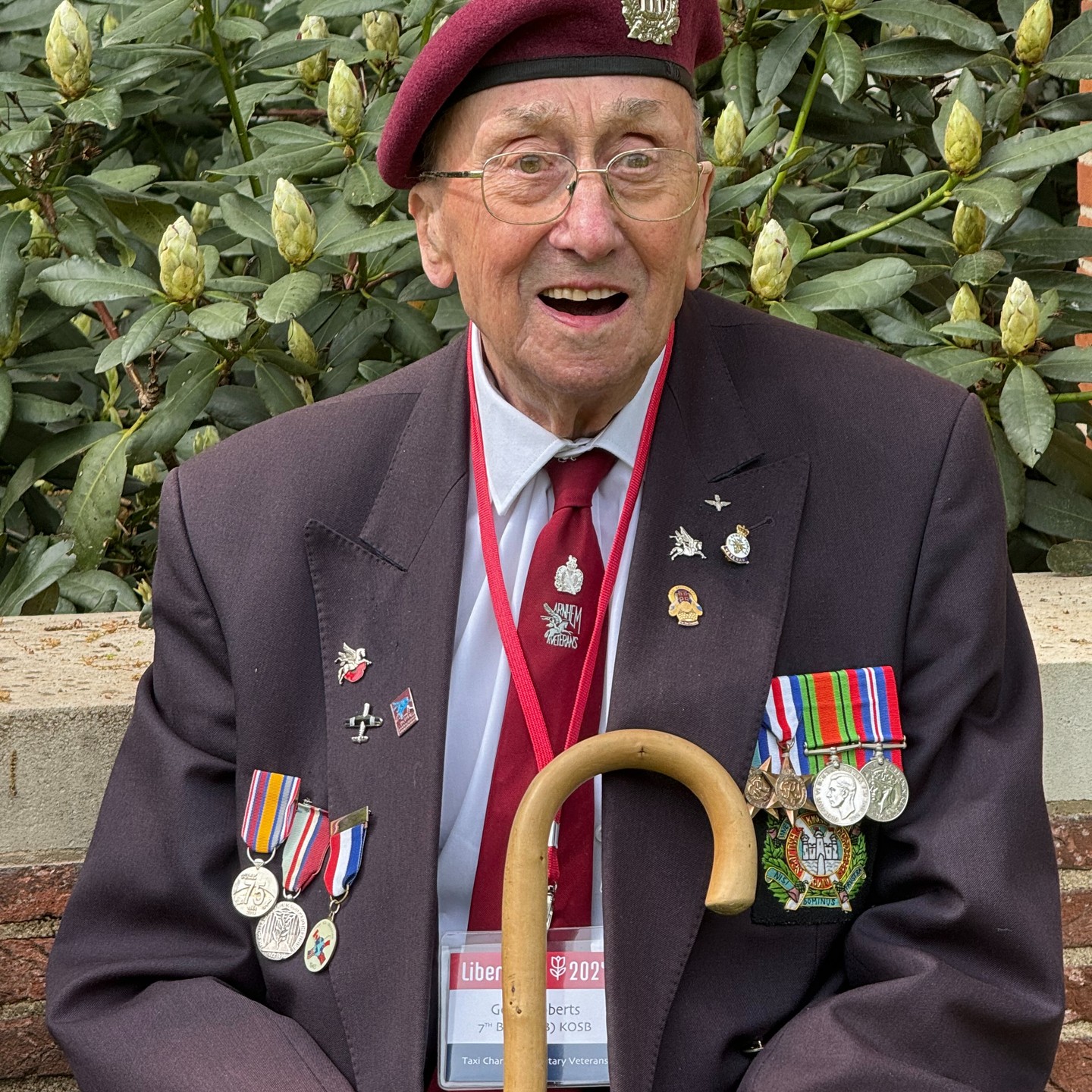 In May 2025, the Netherlands will mark the 80th anniversary of its liberation, commemorating the end of the German occupation in 1945. This significant event marks the culmination of five long years of occupation, which began in May 1940, and the eventual liberation by Allied Forces.
Every year on 4 May, the Netherlands observes a Day of Remembrance, followed by a national celebration on 5 May, where the Dutch people express their deep gratitude to those who helped secure their freedom.
Since 2012, the Taxi Charity for Military Veterans has been proudly taking veterans in black taxis from London to Wageningen, where they pay their respects on 4 May to the fallen heroes who did not return, and the following day, join the Liberation Day celebrations in a grand military parade.
This year, as the Netherlands celebrates the 80th anniversary of their liberation, the commemorations will be bigger and more meaningful than ever before. To honour this special occasion, the Taxi Charity would like to offer WWII veterans who served in the Netherlands the opportunity to join a fully funded, five-day trip back to the country they helped liberate and the people who continue to cherish the sacrifices they made.
If you are a WWII veteran who served in the Netherlands and would like to be considered for a place on this extraordinary trip, please contact Dick Goodwin, Vice President of the Taxi Charity, by email at info@taxicharity.org or by calling 07941 772264.