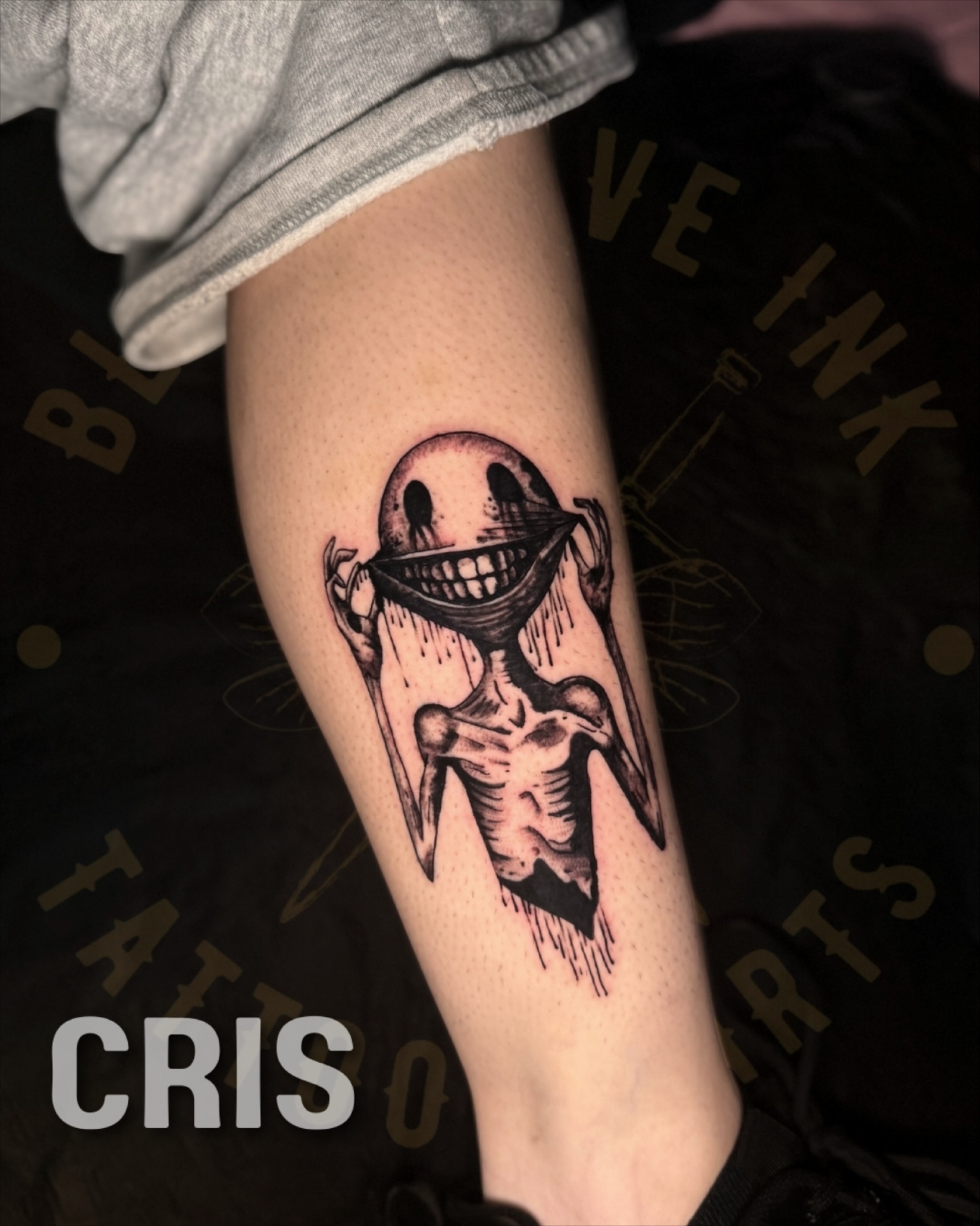 Cris is back in the studio 🐝
Booking now through mid-February.
Anime projects, black & grey, or bold color—whether it’s your next banger or the start of a full sleeve, Cris has you covered.
DM to book with him today
#blackandgreytattoo #nctattoos #tattoos #fayettevillenc #nctattoostudio