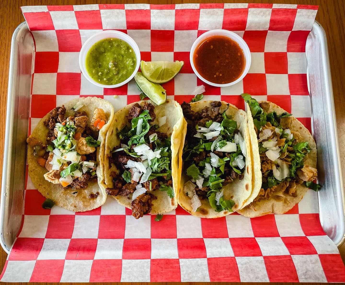 It’s Taco Tuesday 🌮🙌🏼
Along with a side of rice and beans, you get (2) Tacos of your choice:
- Beef
- Chicken
- Pork
Which is your favorite?
#taqueriaemanuel
