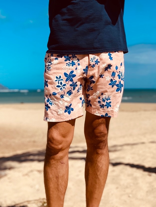 The model in the photo is 5.9 ft, 160 lb
Wearing M size.
Rainbow shower surf style pants
Price : $165
Material : 55%Cotton, 45%Linen
Printed in Hawaii
Sewing in Japan
Washed and finished in Hawaii
↓Online store is from the profile↓
@plusaloha_hawaii
Don't miss it !!!
Mahalo !!!
- - - - - - - - - - - - - - - - - - - - - - -
plus aloha Hawaii
Web site : www.plusaloha.com
Web shop : www.plusaloha.com/shop
Email : info@plusaloha.com
- - - - - - - - - - - - - - - - - - - - - - -
#plusaloha #hawaiianshirt #alohashirt #hawaiifashion #plusalohahawaii