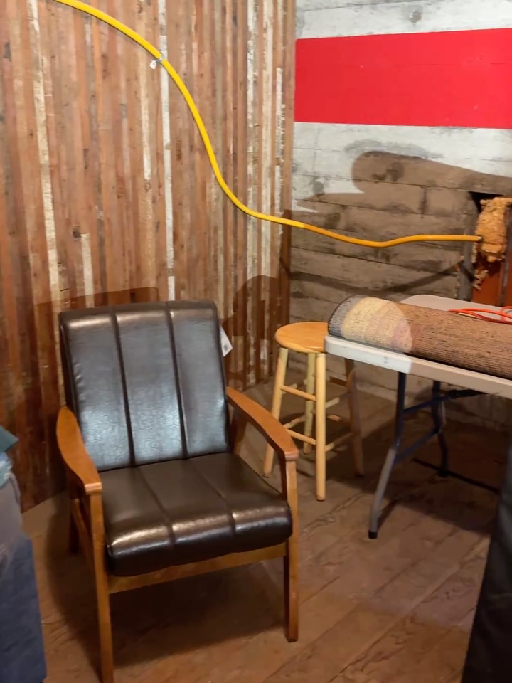 Rogue Cell crew fixing up global headquarters.