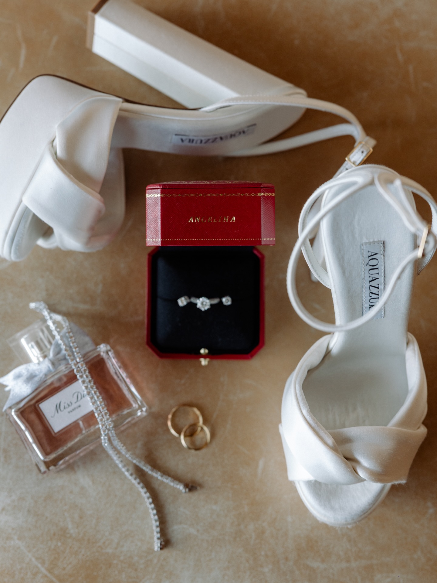 The details!
@blue_weddings_gr
@themargihotel
@fevronialuxuryconcepts