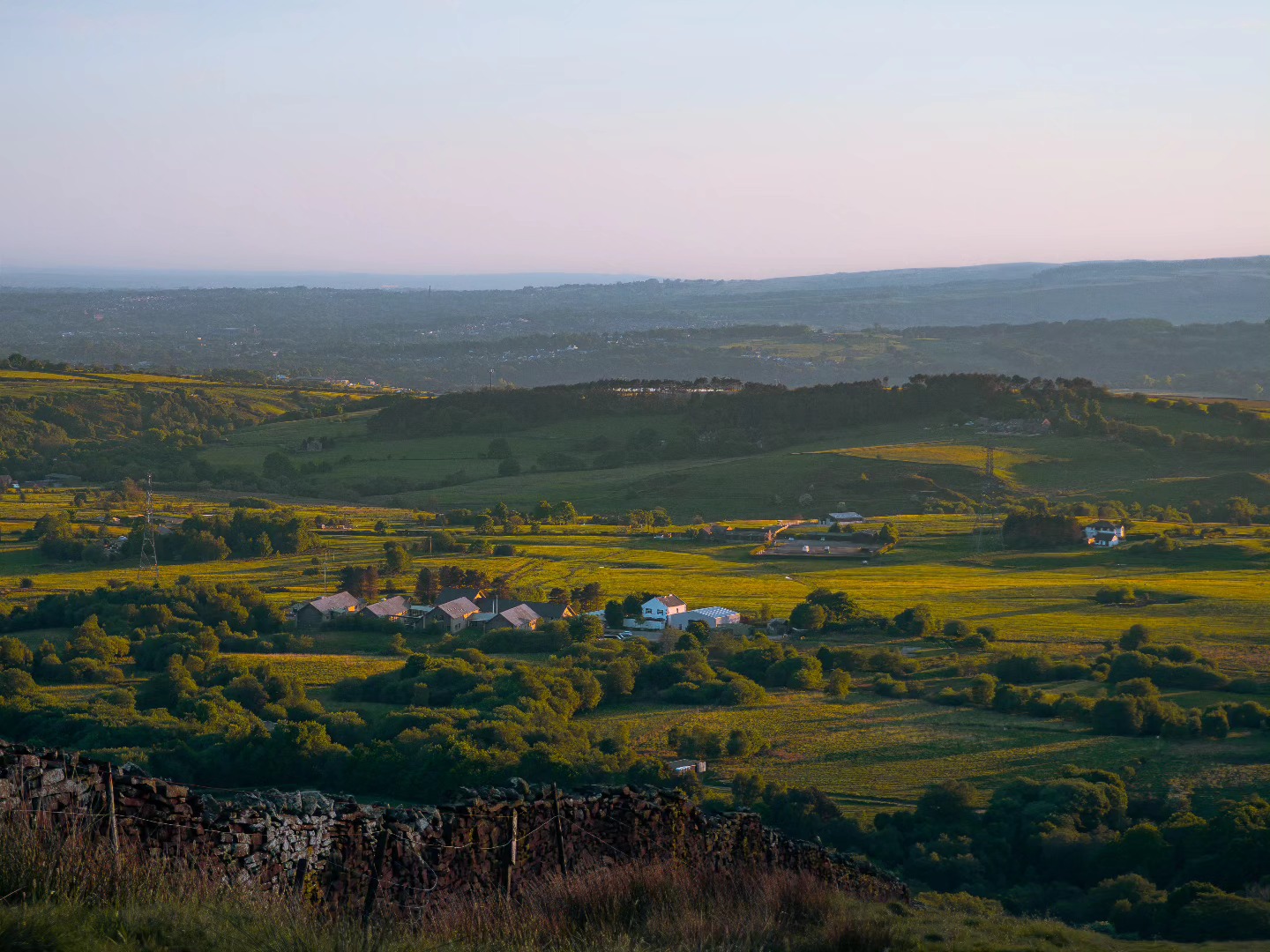 Countryside views on Holcombe Hill
#landscapephotography #landscape #naturephotographer #naturephotography #lightroomclassic #lightroomedit #landscapes