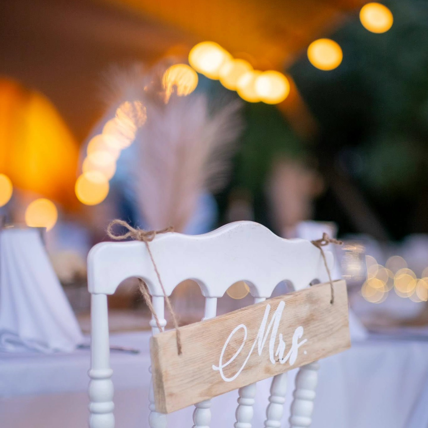 Nous panneaux "Mrs" and "Mrs" ont toujours un succès vous, au cas où vous perdez votre place dans la soirée 🤪