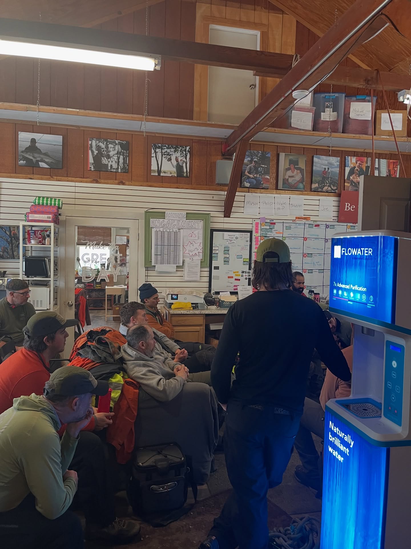 If there’s snow…we grow! ❄️ ⛄️ 🌲
When weather conditions limit tree work, we don’t slow down- we grow. Snow days are spent training, learning new techniques, and strengthening our commitment to safety.