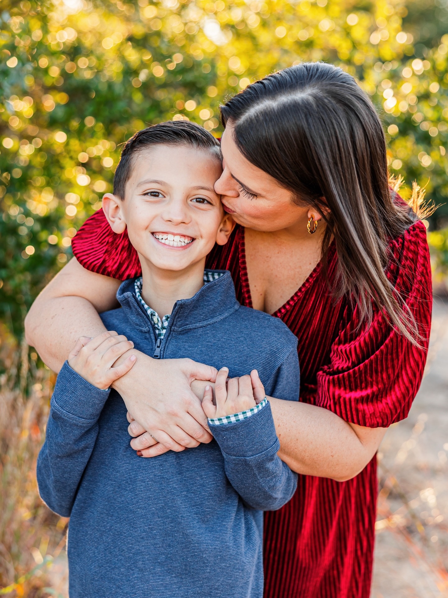 There’s something about nine 🥹 Still little enough to hold close but old enough to remind you how fast time is really moving.
The hugs are still there (for now), the smiles are still easy and moments like this feel effortless - which is exactly why I love photographing kids at this age. As a family photographer, I’m always watching for these quiet connections that tell the real story of motherhood.
This season is worth remembering 🤍
Virginia Beach photographer
Virginia Beach family photographer
Family photos in Virginia Beach
