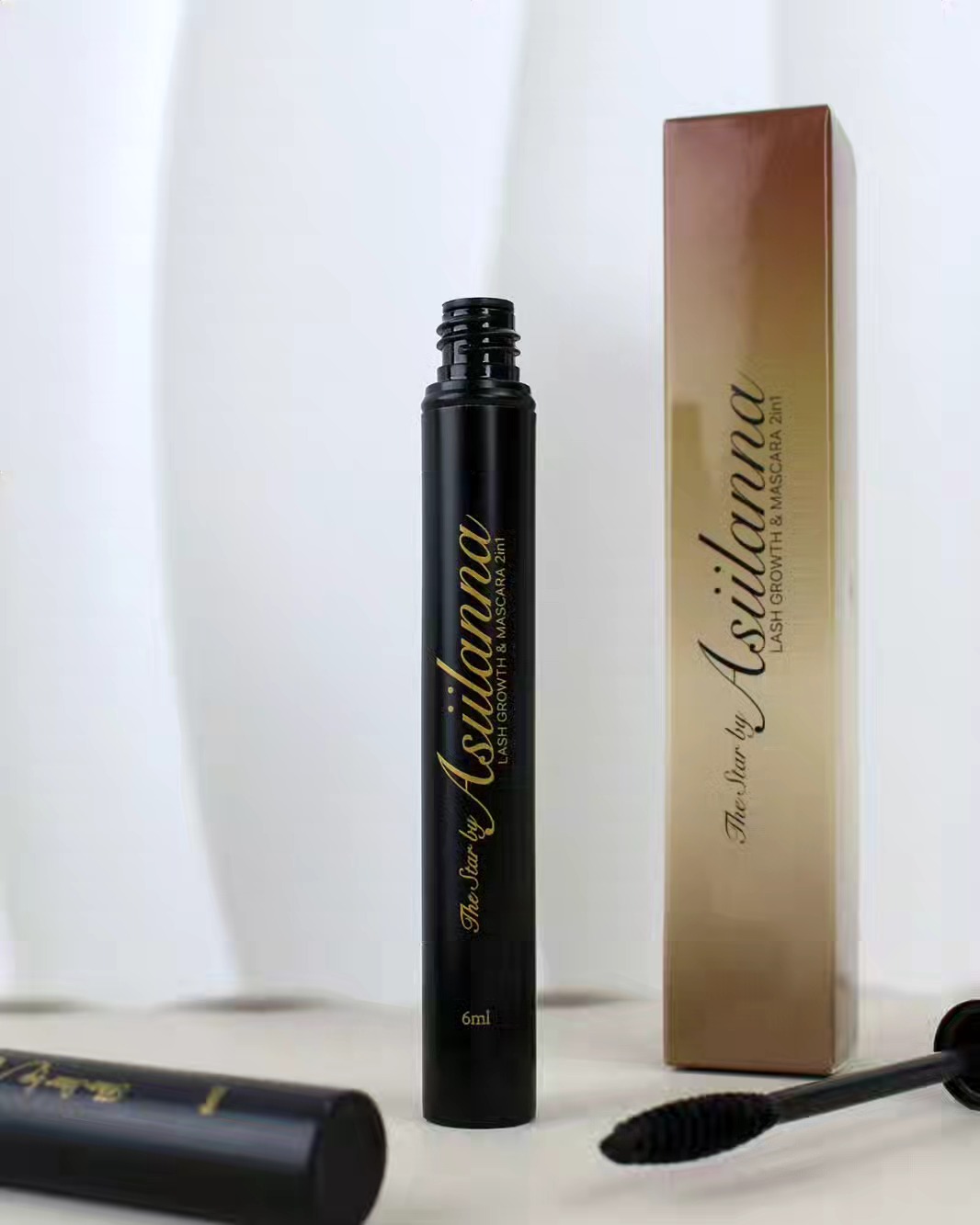 New formulation mascara with plant
extracts, peptides & hyaluronic acid.
Very light, you barely feel it. Soft
when touched with fingers. For
sensitive eyes. Weatherproof. Holds
moisture and, therefore, doesn't flake
and dust under eyes. All day and more
covered! In bonuses, it gives vitamins
& nutrients for healthy and mild lash
growth. Easy removal with only hot
water. No makeup remover. Travelfriendly.
No panda eyes. Healthy ingredients.
🌿♾️🔱
If you are a fan of natural, classy & long lashes, without clumps,
then this product is right for you! 🌿
#mascara #lashgrowthandmascara #healthymascara #lashesbyasiilanna #mascaraserum2in1