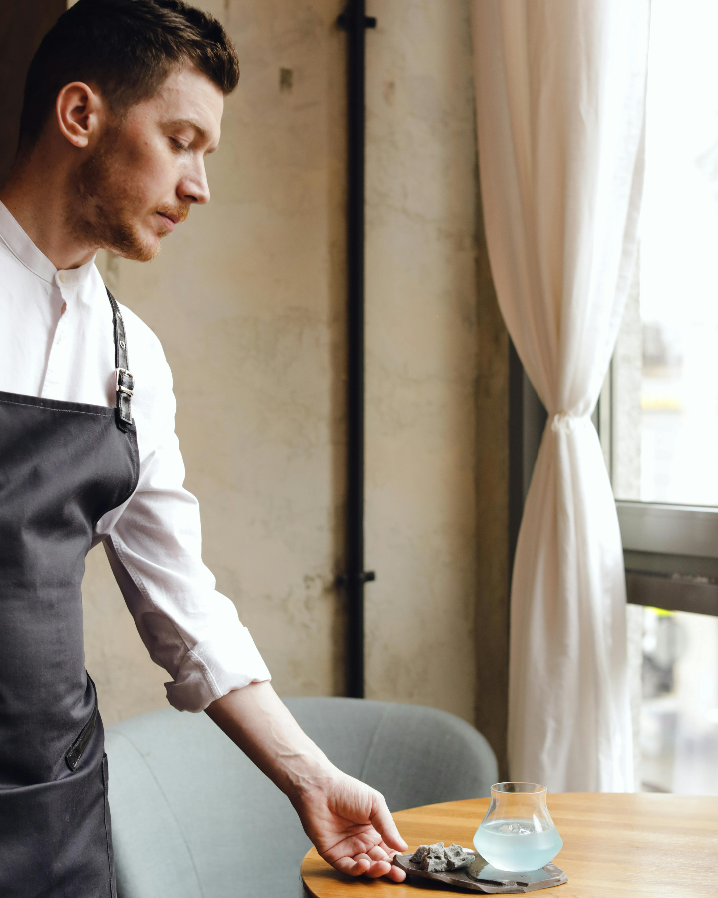 Service jobs don’t come with safety nets.
Most benefits:
❌ Don’t cover missed work
❌ Don’t help with groceries
❌ Don’t pay rent
That’s why I focus on supplemental coverage that pays YOU cash — not reimbursements, not paperwork nightmares.
If you work on your feet, this matters more than you think.
💬 DM me “WORK” and let’s talk.