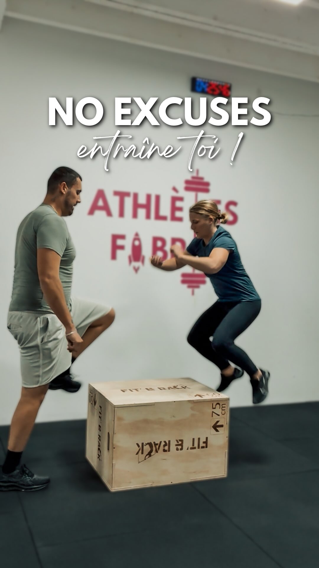 Tu recherches une salle avec des cours adaptés à ton niveau ?
Que tu sois débutant, sportif régulier, ou confirmé, nos cours sont adaptés à toi avec différentes façons de faire chaque mouvements ou chaque exercice
Alors finis les excuses et viens t’inscrire chez nous 😉
Envoie dès maintenant un message pour réserver ta première séance 💪🏻
#nicecotedazur #athletesfabrik #salledesportnice #crosstraining #coachingsportif #crossfitNice #courscollectifsNice #remiseenformenice #sportsanté