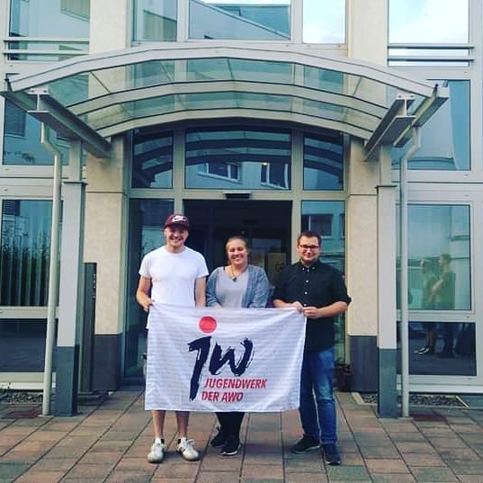 Wir gratulieren dem gestern gegründeten Bezirksjugendwerk Mittelrhein und freuen uns, dass wir dabei sein durften. Wir wünschen euch viel Erfolg!
#awoverbindet #awoerftstadt #jugendwerkerftstadt #jugendwerk #100jahreawo