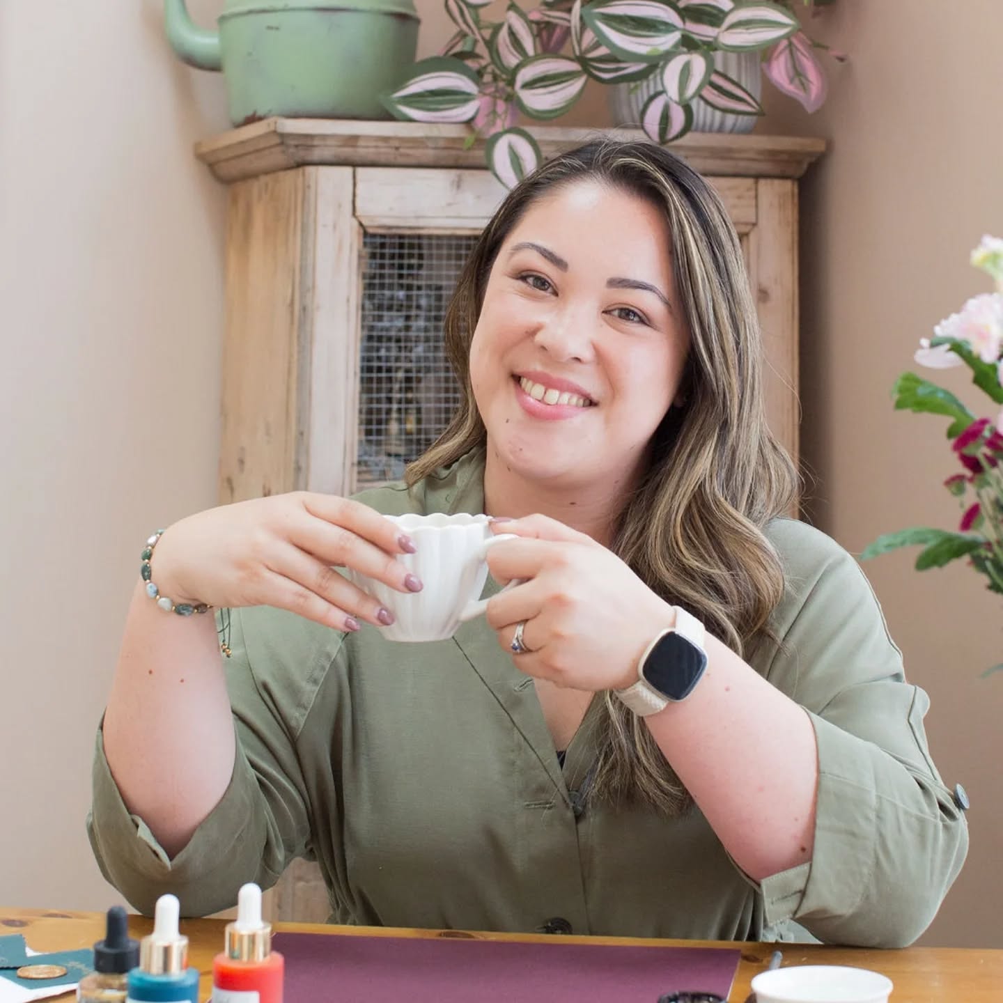 👋🏼 Hello there… and welcome!
You’ve officially stumbled into my little calligraphy nook in the vast wilderness that is Instagram. If the algorithm has casually popped me into your suggestions, I’m choosing to believe it’s fate ✨
I’m Rachel — the face (and permanently inky hands) behind Cotswolds Calligraphy.
✒️ A few calligraphy facts about me:
• Left-handed and self-taught in modern calligraphy
• I offer weddings and events calligraphy, workshops, commissions and gifts.
• I calligraphy sideways... There is a method to the madness, I promise
• Ink + nib (dip pen) is my first love, but I do enjoy brush pen and a little digital dabbling on the iPad
• I spent two years learning calligraphy before plucking up the courage to turn it into a business
• Formerly known as RKM Calligraphy (she’s had a glow-up)
• Favourite letter: b
• Least favourite: z (we’re just not friends)
• When calligraphy -ing at home, I'm normally in comfy clothes/PJs because feeling cosy is key!
🙋🏻♀️And beyond the inky hands…
• My very first creative love is music — I studied classical violin at uni 🎻
• Alongside being a calligrapher, I’m a qualified Music Psychotherapist
• At home, my husband and I are outnumbered by our fur baby Bertie 🐾 and two tortoises, Daisy & Harley 🐢🐢
• I'm a proud Malaysian/Bristolian 🇲🇾🇬🇧
• I'm an Autumn girly 🍂
• I'm also a cake girly 🍰
📸 This post showcases the talent that is Nikki of @carleandmoss, who captured my brand shoot last summer and somehow made me look far more put-together than I usually am ✨
👉 Swipe to the last slide for the real me — less polished, more personality, and probably closer to the truth 😂
---
#cotswoldscalligraphy
#moderncalligrapher
#ukcalligrapher
#inkandnib
#dippencalligraphy
#handletteringartist
#creativebusinessuk
#behindthebrand
#meetthemaker
#moderncalligraphy
#creativesofinstagram
