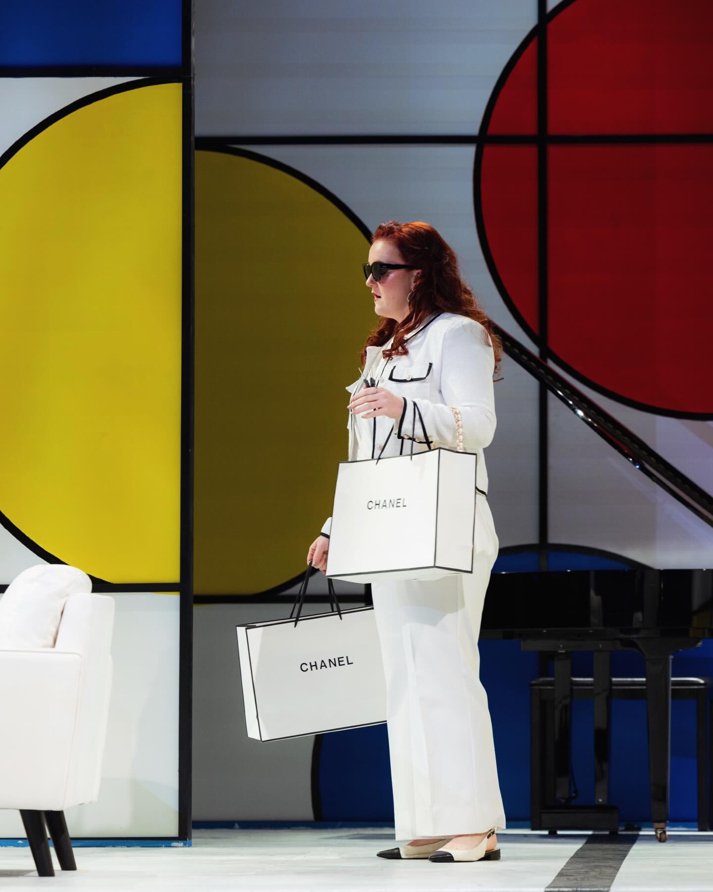 “Feel this with me: that all the arts have only one home and one desire. Each in its heart seeks beauty alone”. The heartfelt words of Countess Madeleine, a role that once seemed impossible, turned into a role I can no longer live without. Strauss ignites beauty deep within one’s soul; as his melodies soar, the words speak powerful… which in turn creates a glorious world for his wonderful opera Capriccio.
Countess Madeleine | Capriccio | @avaopera
🔵Music Director & Pianist: Luke Housner
🔴 Stage Director: Josh Miller
🟡Scenic Designer: Cameron Anderson
📸 @morganhorellphoto