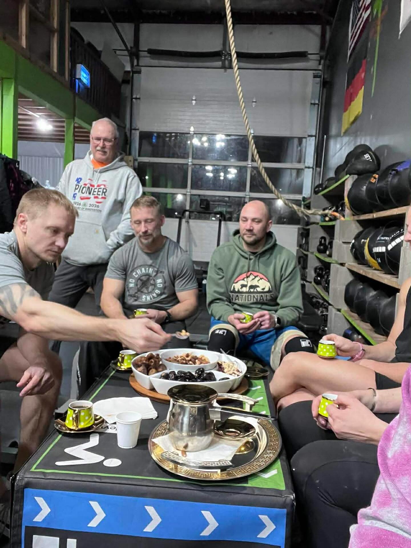 ☀️ Our morning crew 💯 knows how to stay the week out right!