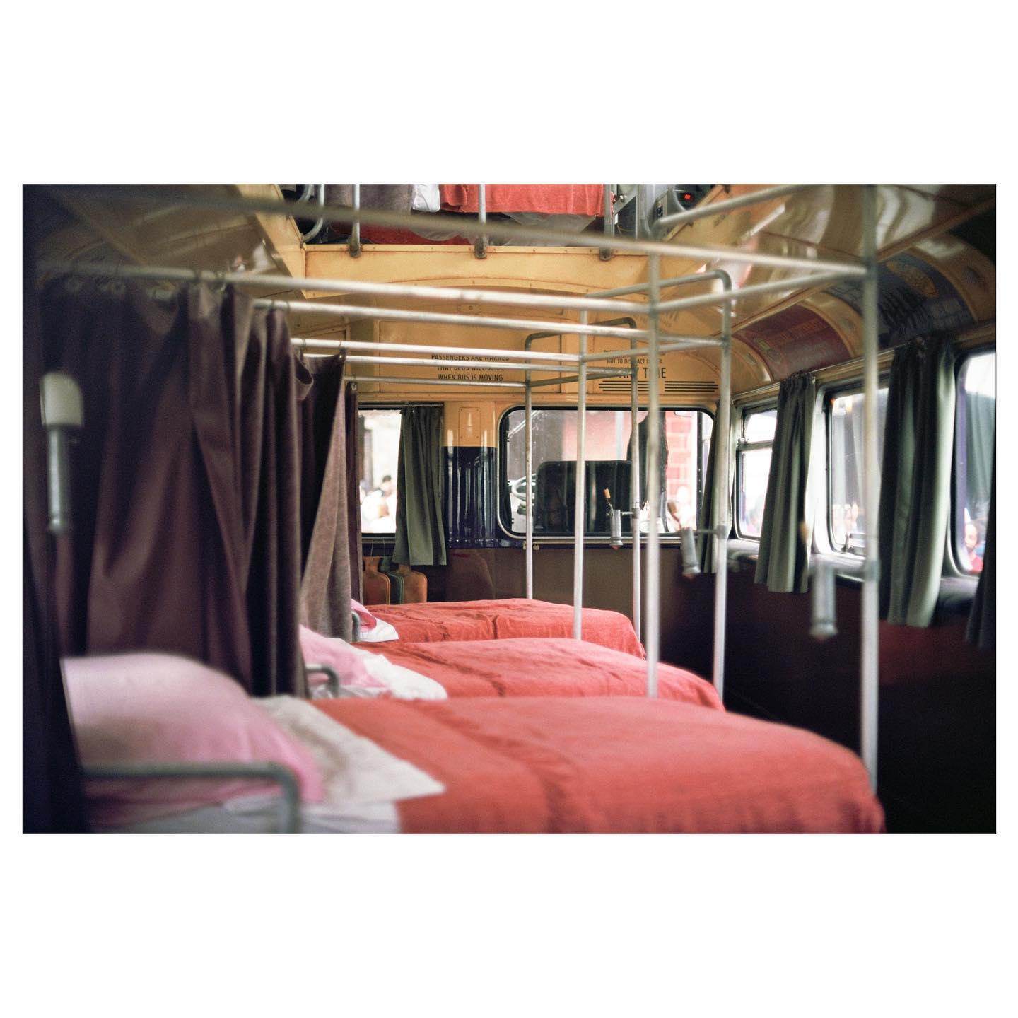 📍the knight bus
📷: canon ae-1 / kodak ektar 100
#ae1 #35mm #canon #canonae1 #ektar100 #kodak #kodakektar100