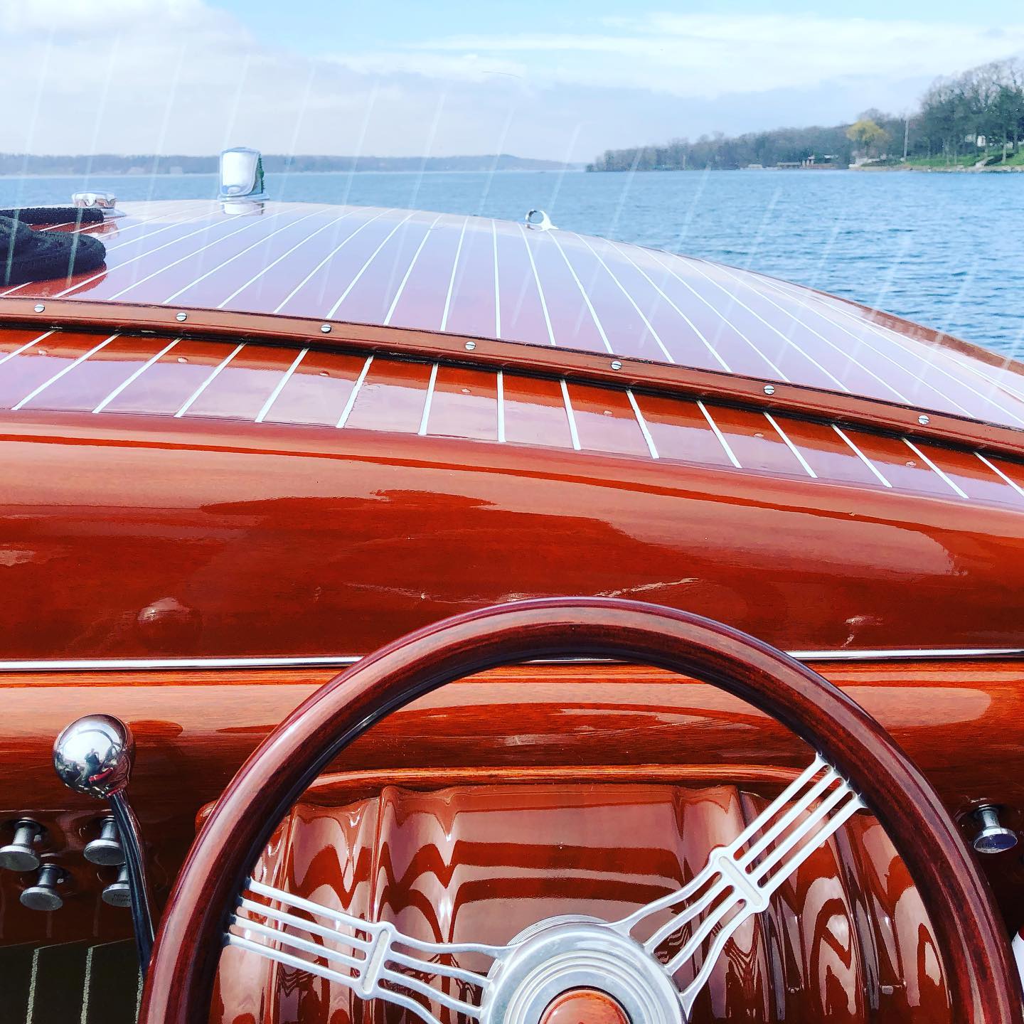 Back on the water! First Shepherd delivered this season.
•
•
•
•
•
#shepherdboats #shepherdboatco #lakegenevawi #lakegeneva #lakegenevawisconsin #woodboat #lakelife #boat #boatporn #summer #boating #classic #hotrod #mercruiser #bigblock #woodworking #millionairetoys #millionairelifestyle #yacht #tender #handmade #boatsofinstagram #customboat #custom #supercars #socialdistancing #chriscraft #hackercraft #mastercraft