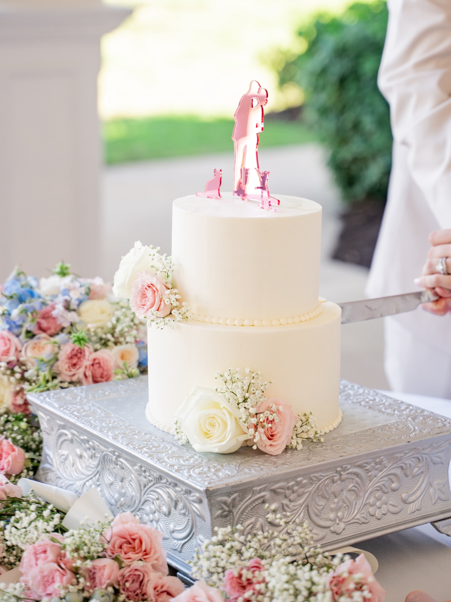 It may feel like Winter but there’s signs of Spring. 🌸🪻✨ Stunning details from this intimate wedding brunch at the Grand Floridian’s Whitehall Patio.
#orlandoweddingphotographer #disneyweddingphotographer #disneywedding #orlandoweddingvideographer #disneyweddingvideographer
