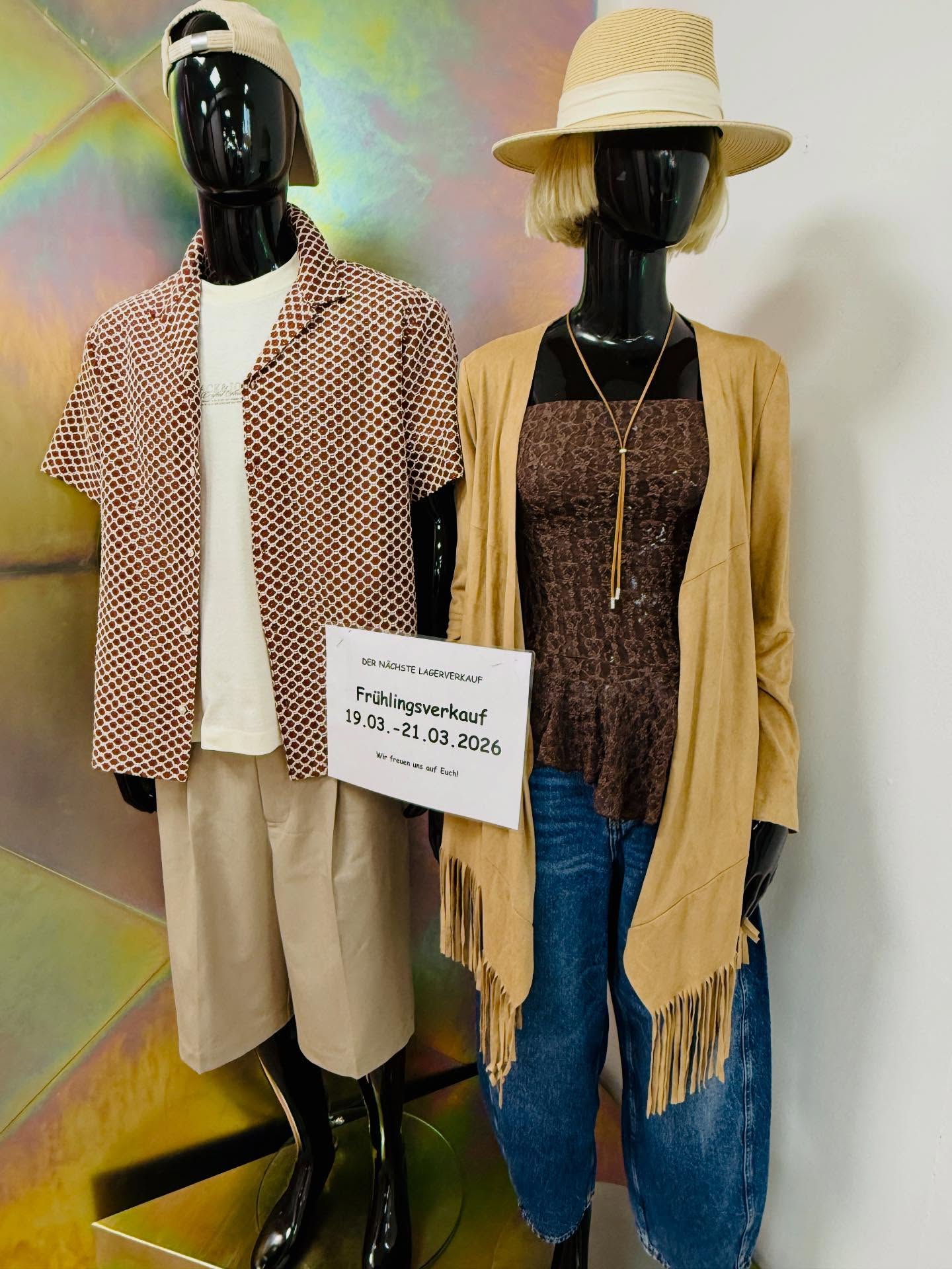 🌷 Frühlingsverkauf 🌷
Bei uns zieht der Frühling ein! Die neue Ware ist fast komplett da und täglich kommen neue Pakete an 📦
Freut euch auf die ersten Fotos 📸🌷
👉SAVE THE DATE👈
🗓️ 19.03. - 21.03.2026
⏰ 9-20 Uhr
#frühling #neuekollektion #lifestyle #lagerverkaufeching #outlet