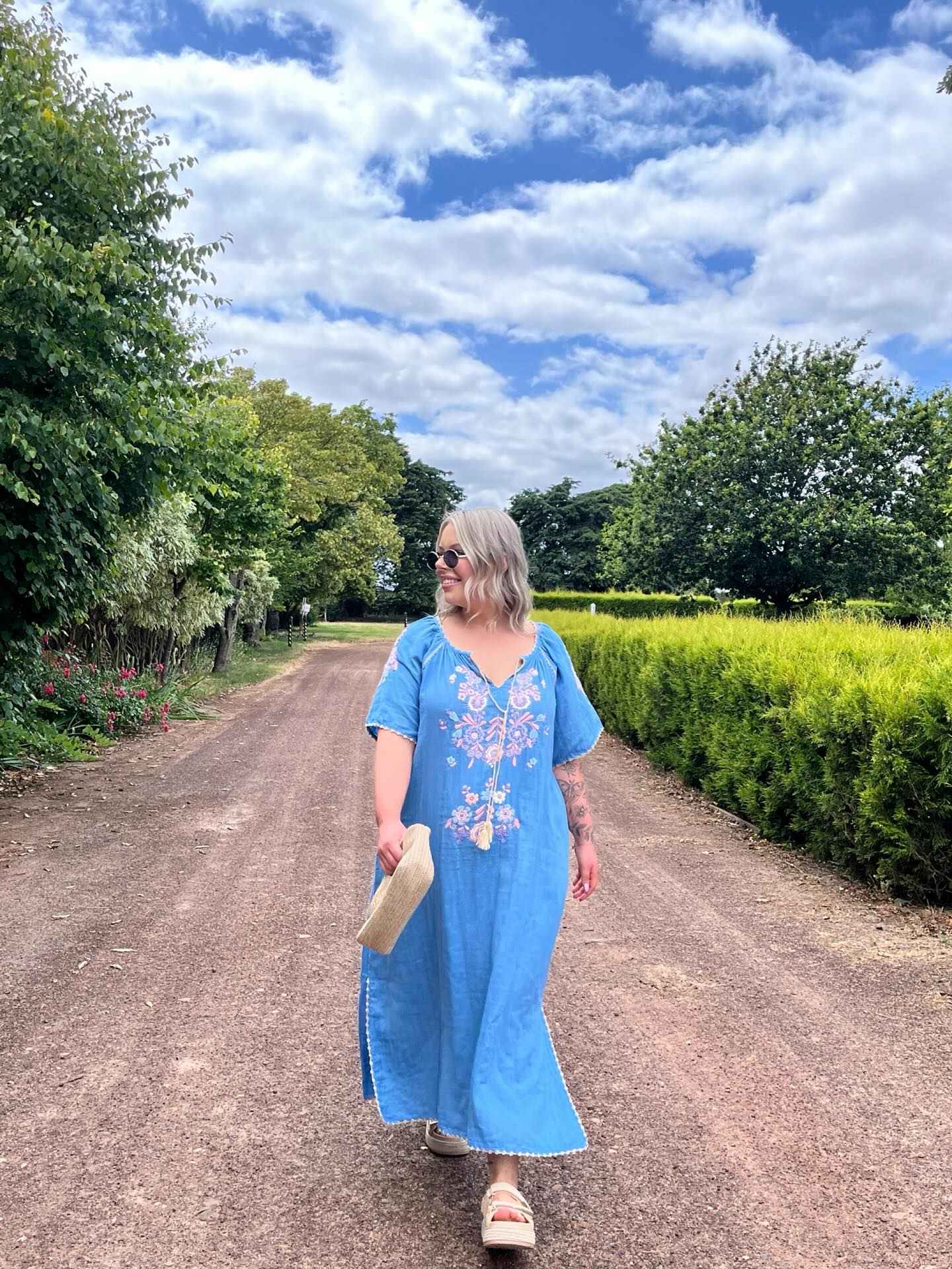 Out and about in ROSY TOPAZ… 🩵 Online now