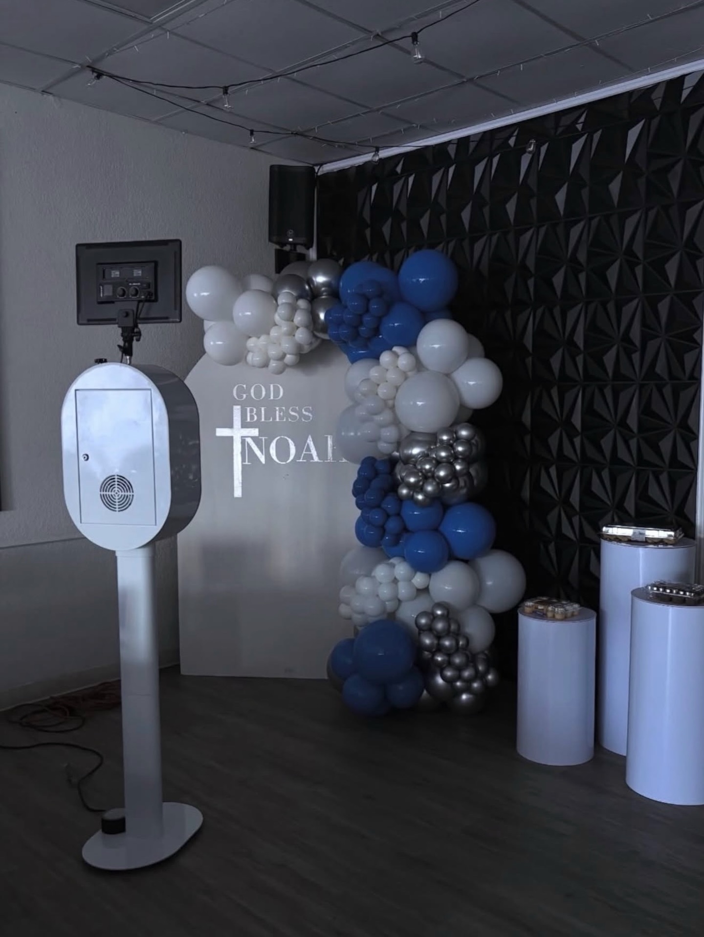 Noah’s Baptism with our studio photo booth ⭐️