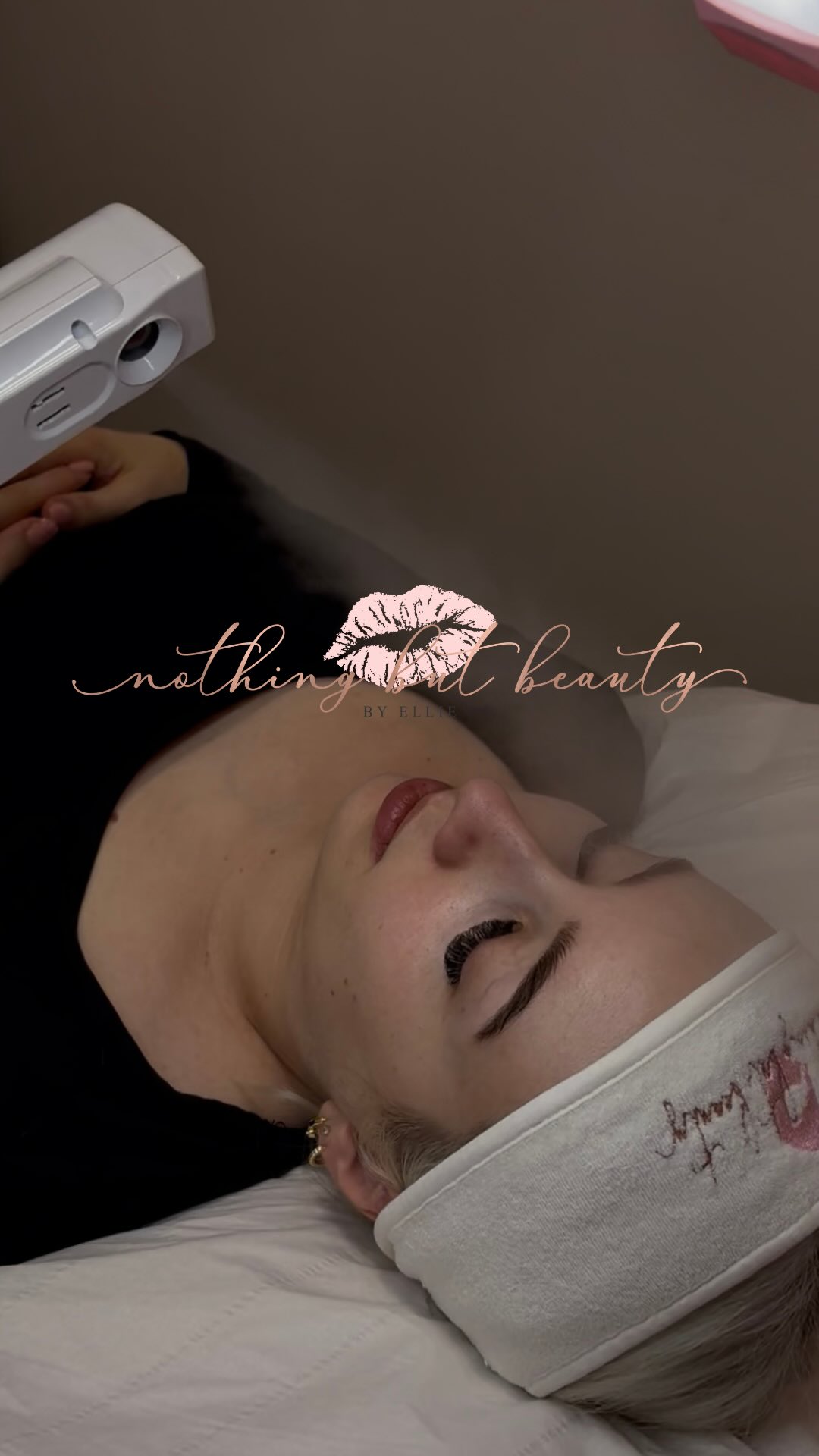 🤍DEEP CLEANSE FACIAL🤍
If your skin is feeling dull, congested or in need of a reset, a deep cleanse facial is the perfect one-off treatment to instantly freshen things up.
🫧 Removes build-up, oil & impurities
🫧 Deeply cleans pores to reduce congestion
🫧 Boosts circulation for a healthy glow
🫧 Leaves skin smoother, clearer & refreshed
This facial works beautifully as a stand-alone treatment if you’re short on time but want visible results — perfect before an event, holiday, or just as a skin pick-me-up.
📩 DM to book
#deepcleansefacial #facialtreatment #skincareglow #clearskinjourney #skincaretreatment #facialtime #skinrefresh #selfcareappointment #glowingskin #skincarebusiness #estheticianlife #beautyappointments #ashtead #surrey #ashteadsalon #surreysalon #ashteadvillage #beautysalon #trainingacademy