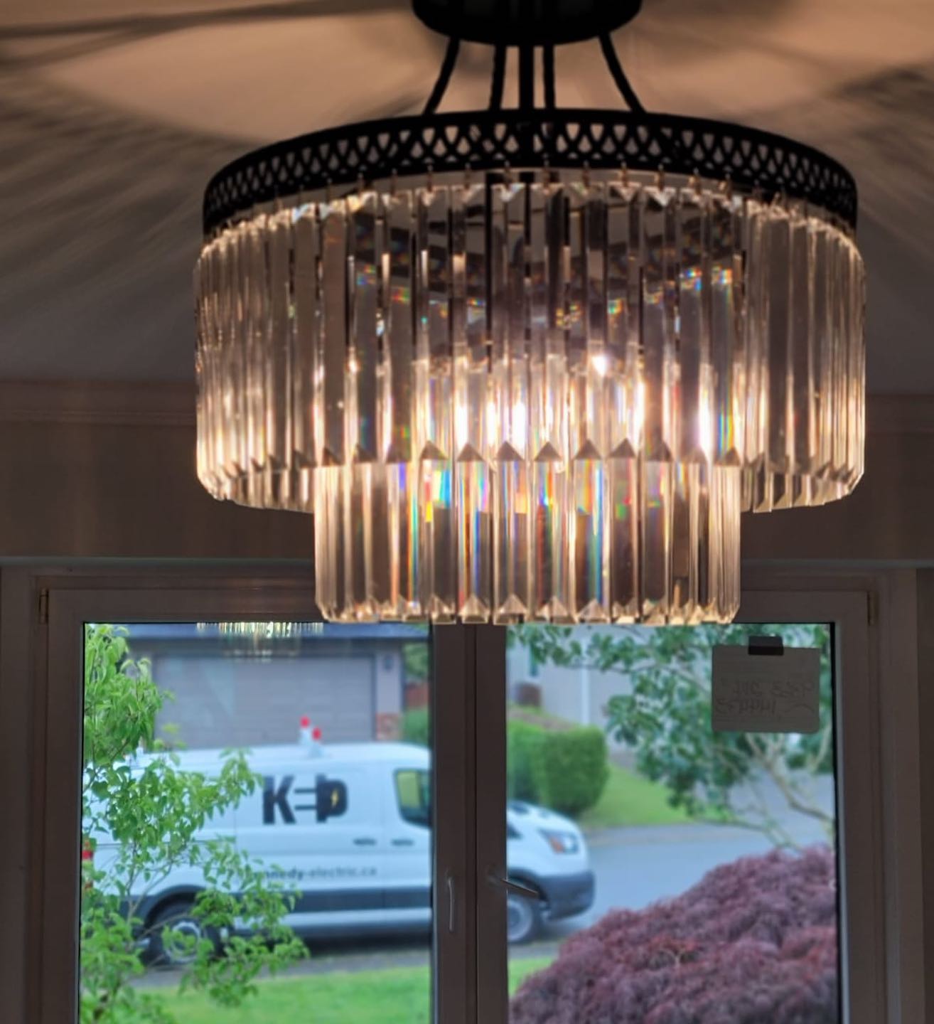 Time for a lighting upgrade?
Light fixtures are a great way to update the look of your interior living space. No matter what your style is, there is no denying just how much of an impact the right fixture can make.
We are experienced in both residential and commercial lighting upgrades. If you’re looking to make a positive change in your home or office space, contact us today!
#kennedyelectric #fraservalleyelectrician #langleyelectrician #langleycontractor #fraservalleycontractor #residentialelectrician #commercialelectrician #renovation #newbuild #troubleshooting #servicetechnician #electriciansofinstagram #yvr #langleytrades #tradesman