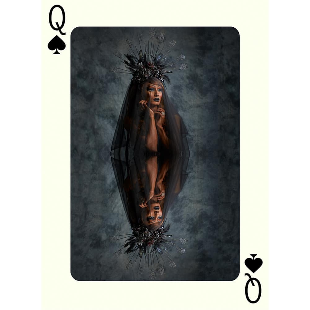 'The Queen Of Drag'
Conceptualization & Photography: @raechellerapozo
Muse: @glorious_luna
MUA: @glorious_luna & @dipannita13
Stylist & Headgears: @swanand.j
Gown: @karleofashion
Retouching: @munjalgandhi
#dragqueensofinstagram #drag #rupaulsdragrace #queen #hearts #playingcards #red #headgear #crown #dragqueen #kittysu #genderfluid #pride #androgynous #lgbt #queer #mumbaidragqueen