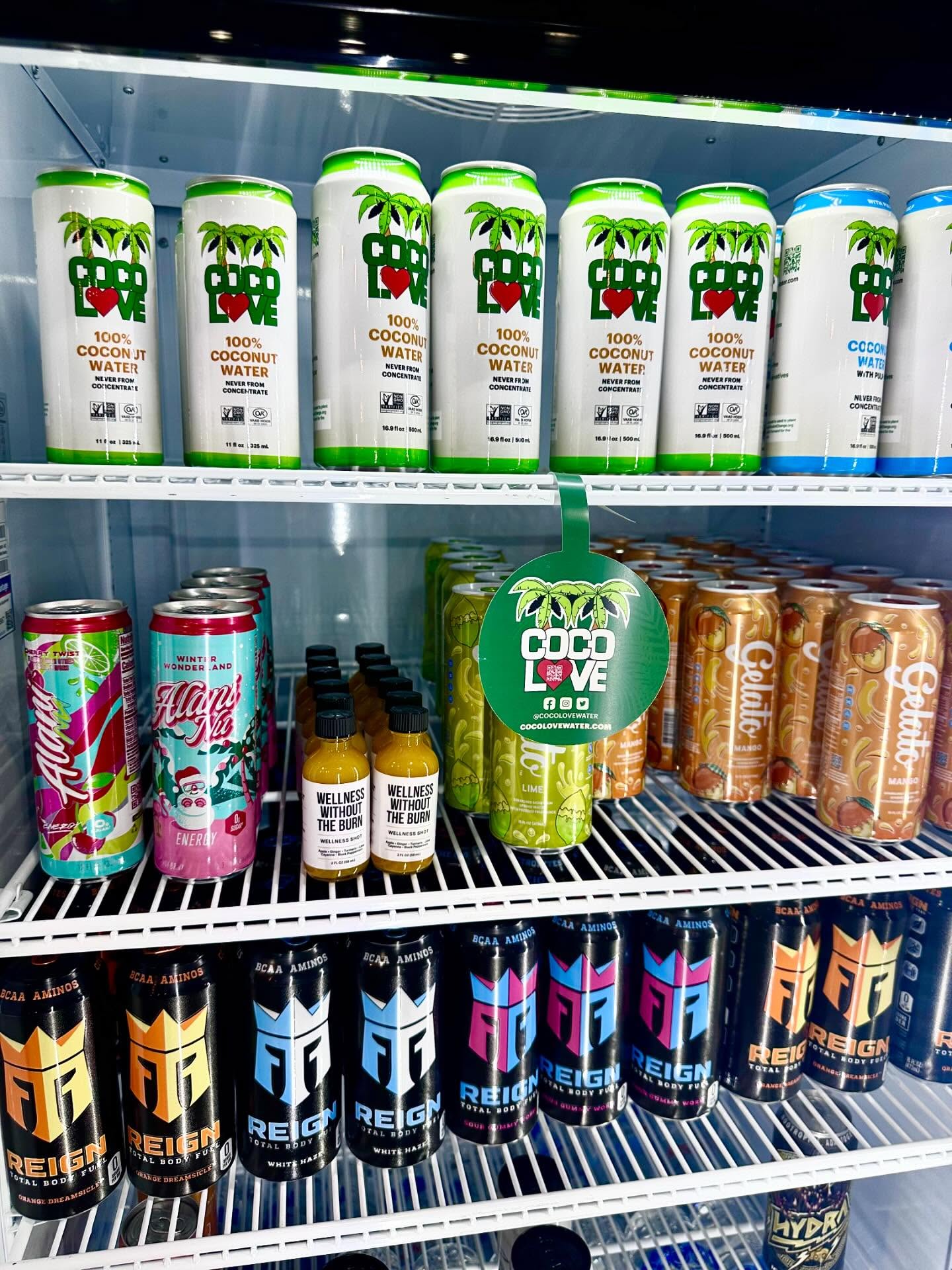 Big news 💥
You can now grab Wellness Without The Burn at @smashironfitness !!
Amazing gym, amazing people, and an even better place to stay strong and healthy this flu season. Huge thanks to the Smash Iron team for the warm welcome 💪
#wellnesshot #gym #health #wellness #vegas