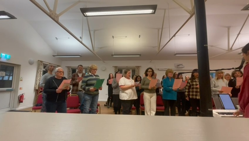 Wooo, Chiswick are you sure this is only your second ever week!? 😍🙌
#layallyourloveonme #ABBA #choir #communitychoir #chiswick #londonchoir