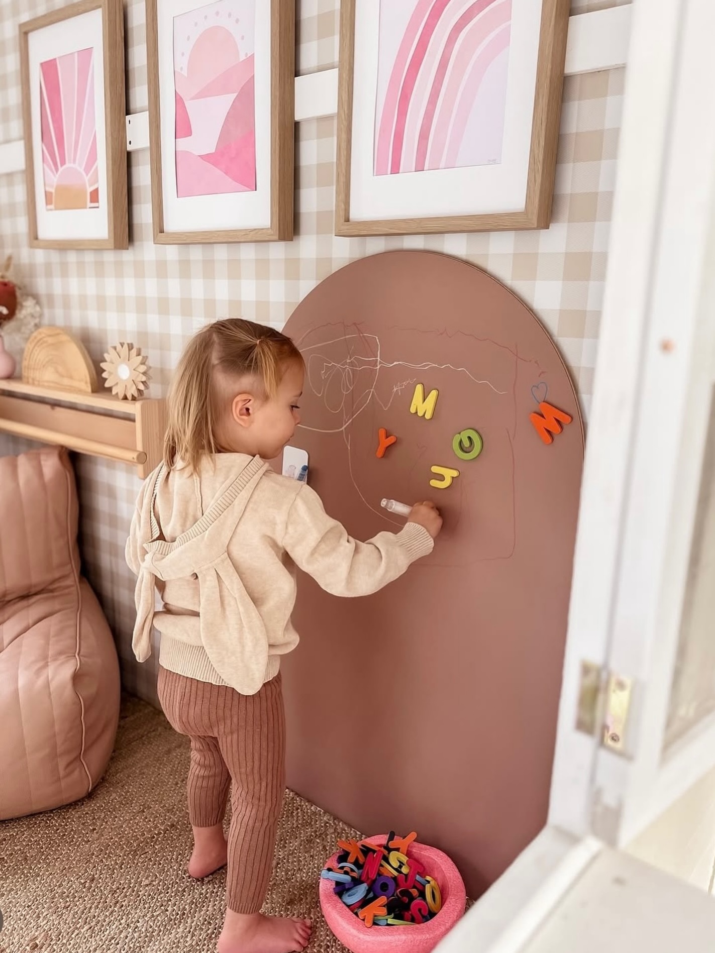 🧩 Hier wird geklebt, ausprobiert und gelacht🧲
Playnino macht Kreativität sichtbar 💛
#Playnino #KreativSpielen #MamaBusiness #kinderspielzeug#beschäftigungfürkinder