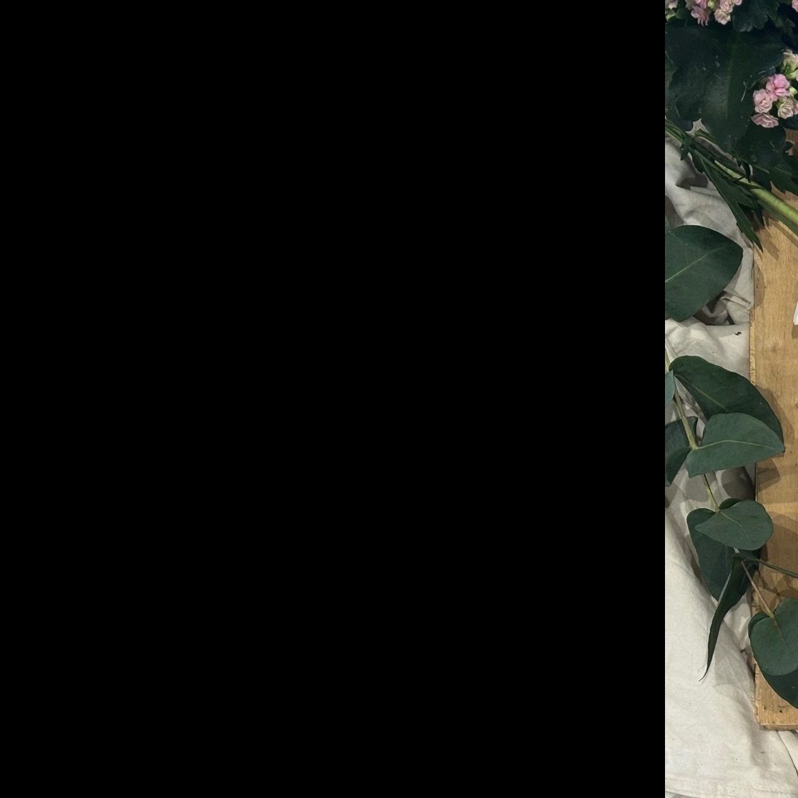 Make it personal 💌
You can send me the message you’d like, and I’ll handwrite it on my special gourmet lotus card to include with your chocolates 🤍
Because the words matter as much as the gift.
#HandwrittenNote #PersonalisedGift #ValentinesSurprise #GiftFromTheHeart #LuxuryDetails #thoughtfulgifting