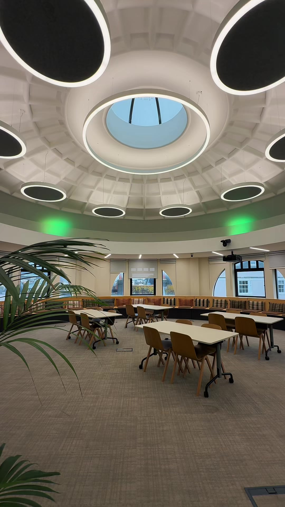 Welcome to The Globe 🌍
The Globe is just one of the spaces that makes Projects, well, Projects.
Designed to flex around real moments of gathering, thinking and sharing.
With a projector screen, movable desks and chairs, and a full AV setup, it shifts effortlessly from workshops and talks to team days, panels and presentations.
Settle in. Shape the room your way.
We’ll take care of the rest. Your ideas deserve space to land.