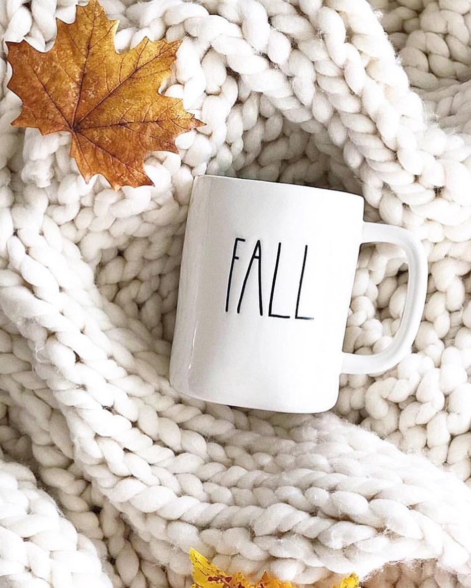 Hello Autumn 🍂 My favourite time of the year! #fallfeels #autumn #hellofall