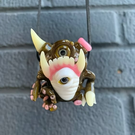 ‘Wolp’ pendant
@saltglass x @brandon__martin
Available in store @highsociety.oxford