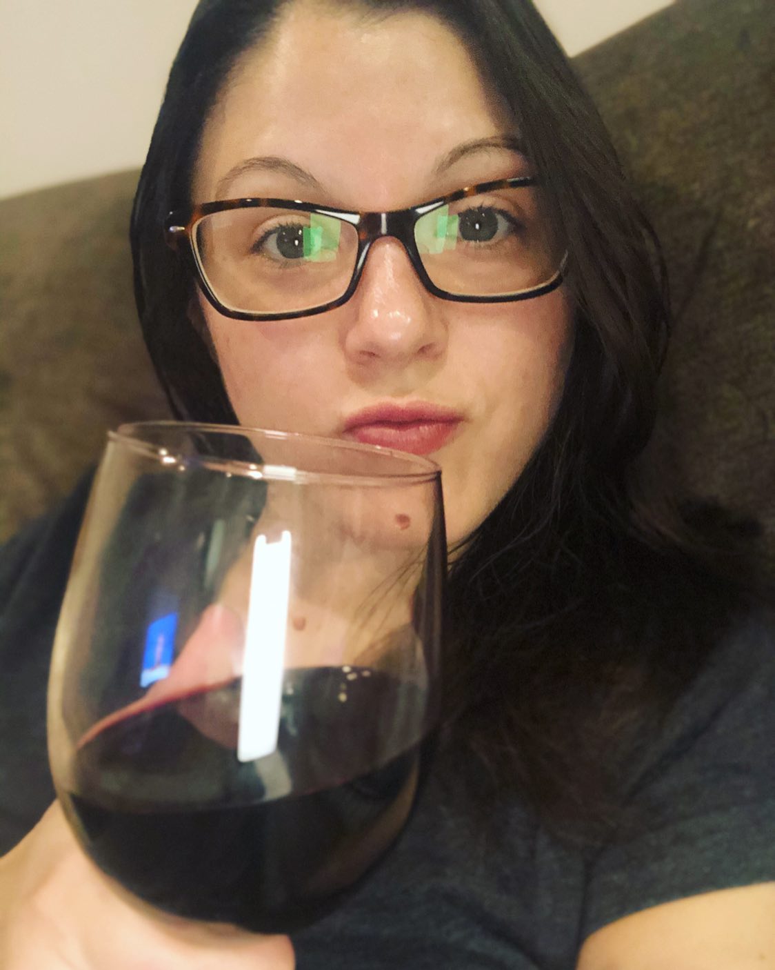 Day 11: Wine Wednesday! 🍷 ⠀⠀⠀⠀⠀⠀⠀⠀⠀⠀⠀⠀
Sometimes life calls for a nice glass of wine and some actually whining about how annoying diabetes can be! #cheers ⠀⠀⠀⠀⠀⠀⠀⠀⠀⠀⠀⠀
& Salute to all our veterans! 🇺🇸 ⠀⠀⠀⠀⠀⠀⠀⠀⠀⠀⠀⠀
#nationaldiabetesawarenessmonth #diabetesawarenessmonth #nationaldiabetesmonth #ndam #diabetesawareness #t1dawareness #typeonestrong #t1d #type1diabetes #t1diabetes #t1dlookslikeme #dexcomg6 #dexcomwarrior #tandemtslimx2 #tandemdiabetes #jdrf #beyondtype1 #t1dwarrior #t1dstrong #t1dcommunity #diabadass