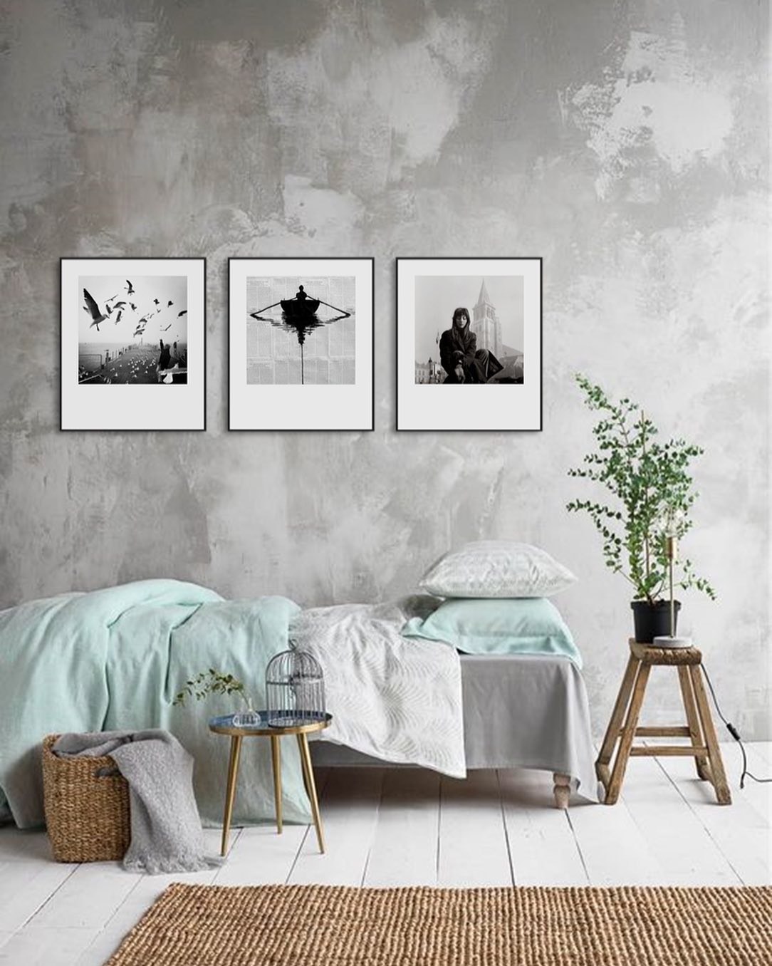 ❄️The Winter Sale - Now On❄️
▪️
▪️
▪️
Create & Order your custom frame online🖼
Print & Frame your digital artworks/photos 📸
Customise your frame to your specs & style 📐
Free nationwide delivery order over R1500 🚚
Shop framed art prints 🖼
▪️
▪️
▪️
#photroframing #framing #minimalism #interiordecorating #interiordesign #photography #style #photostudio #art #decor #artgallery #pictureframe #imageprinting #printing