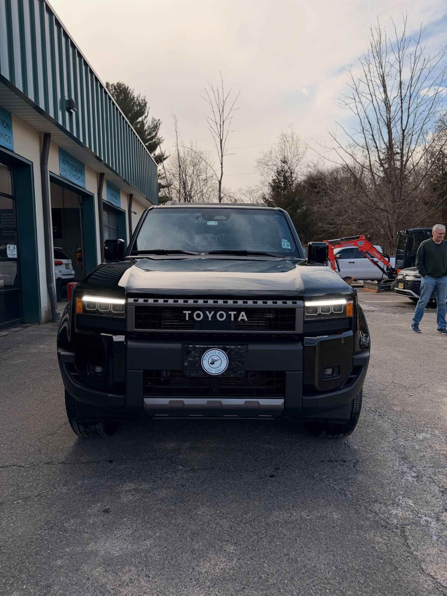 Beautiful Land Cruiser in for an express detail plus a 1 step paint correction!
-
Ceramic sealant for added protection!
-
#autodetail #denvilledetail #detailersofig #landcruiser #iforcemax