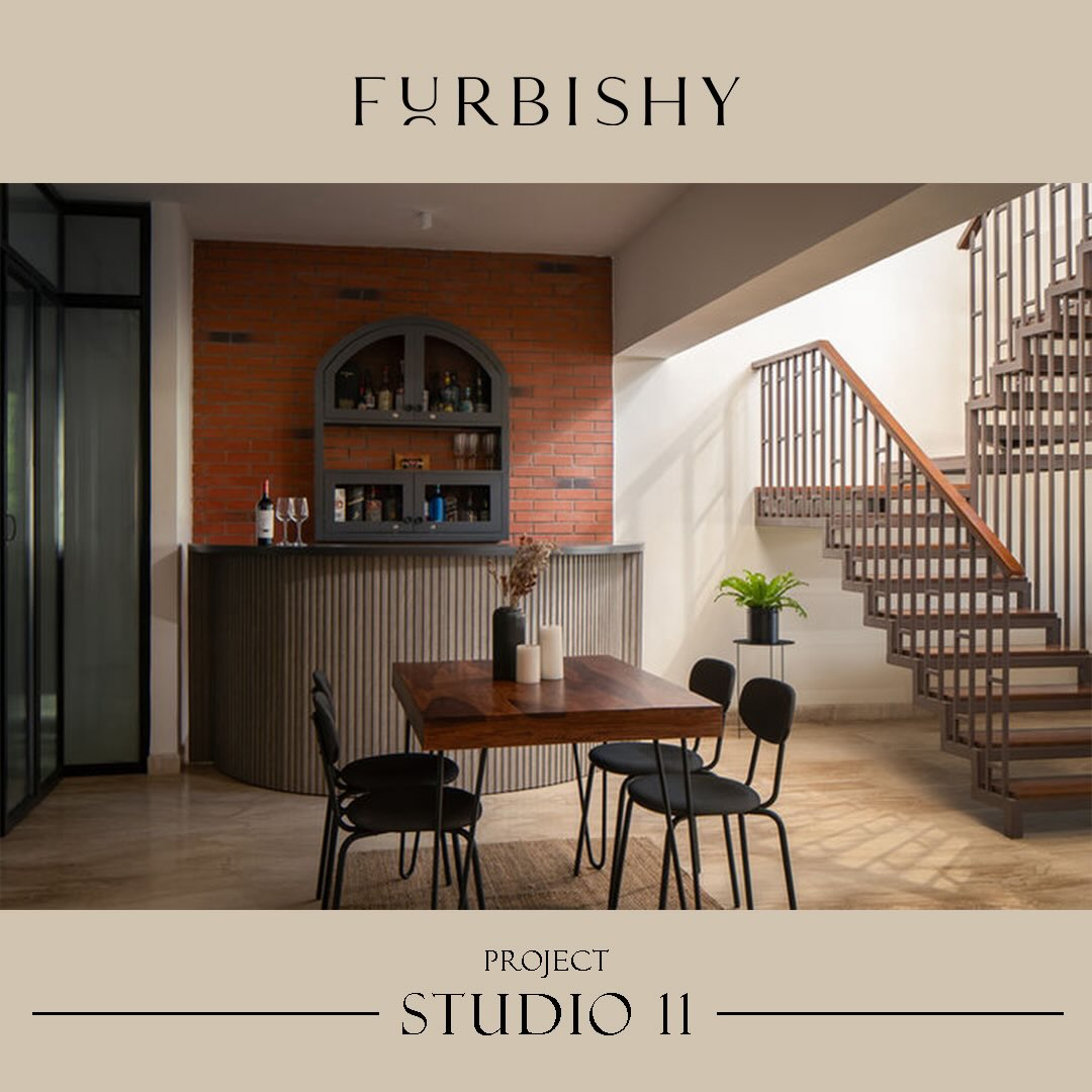 Project Studio 11 // The residence of @abhijitgupta, Co-founder of @thepizzabakery.in @parispanini @smashguys.in, basks in the glory of the modern industrial aesthetic as cream walls embrace stories of the bygone days, while exposed brick walls whisper tales of resilience. A symphony of black guides the narrative from industrial fittings and metal figurines to soft furnishings and artworks.
.
.
.
#furbishyhomes #bespokeinteriors #luxuryinteriors #bangaloreinteriors #homerenovation