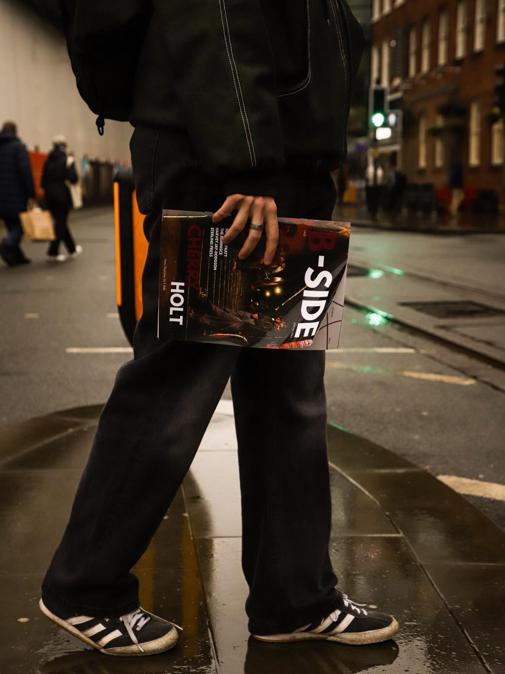 𝗕-𝗦𝗜𝗗𝗘 𝟬𝟬𝟮
Thank you so much for the response this mag has gotten so far, it’s been unreal.
Get yours at: BSideMagUK.com
📸: @gannon_photography15